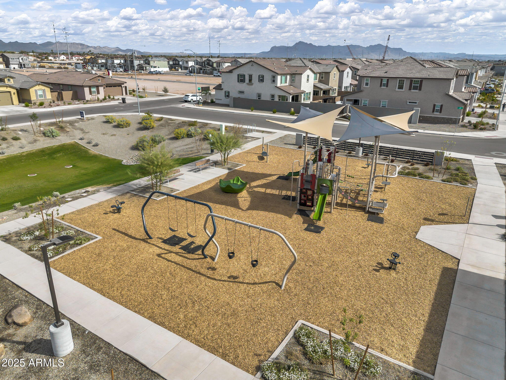 8149 E PETUNIA Avenue 1087