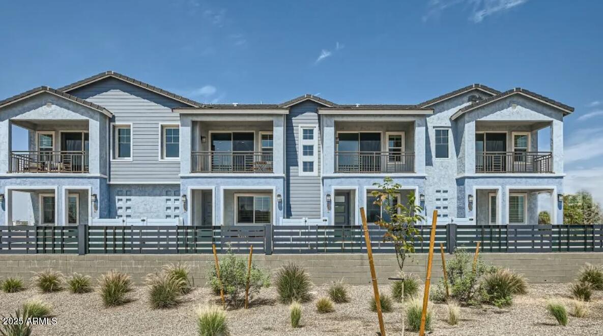 8149 E PETUNIA Avenue 1087