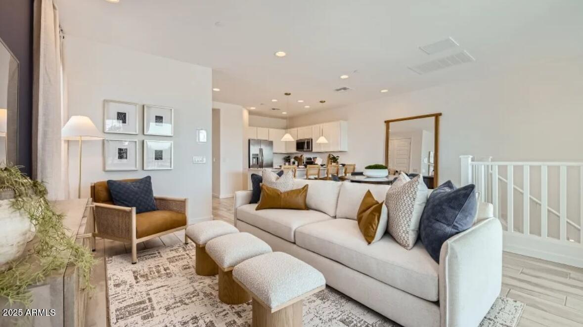 8149 E PETUNIA Avenue 1087