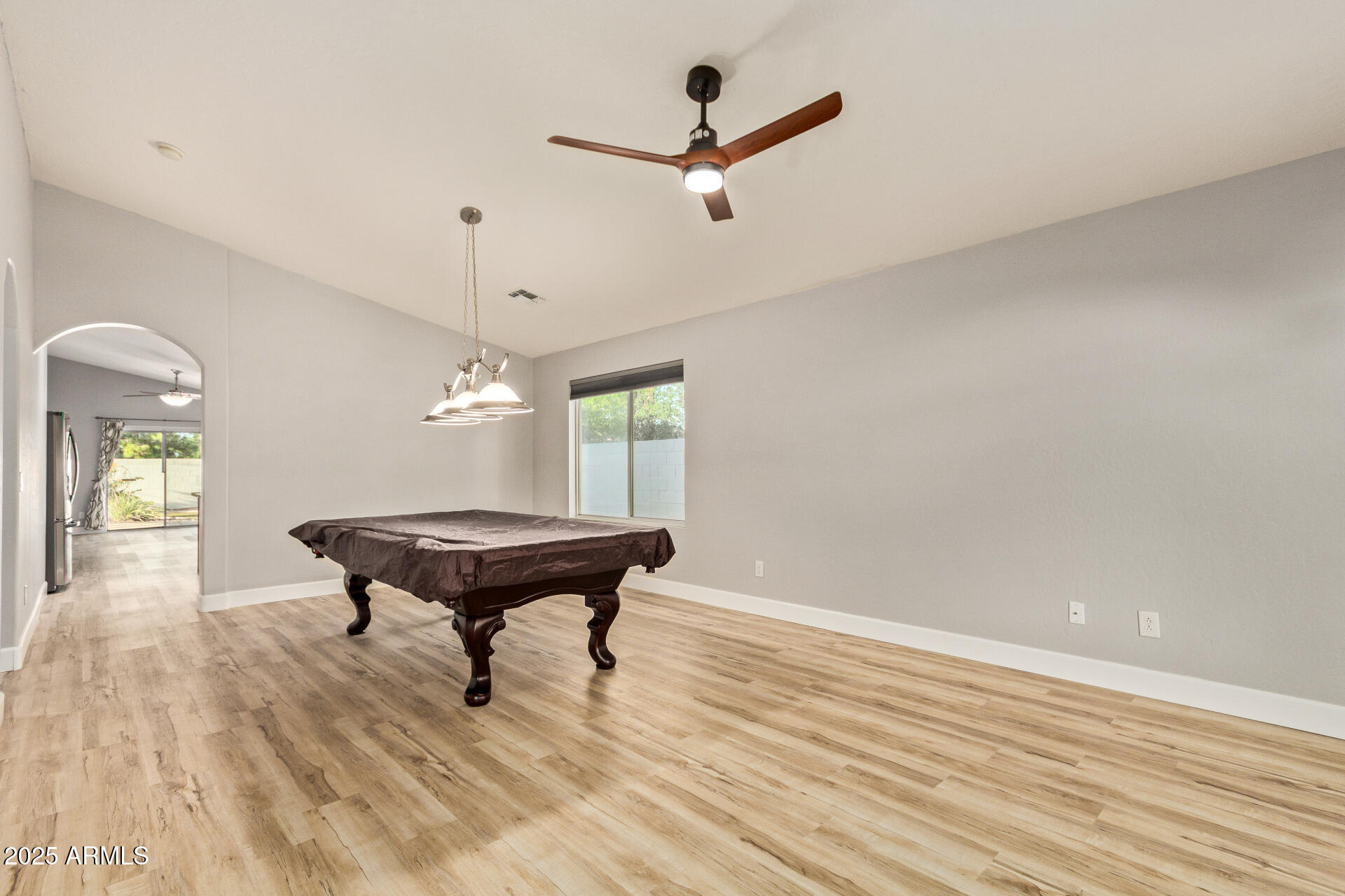 2020 W CARTER Road