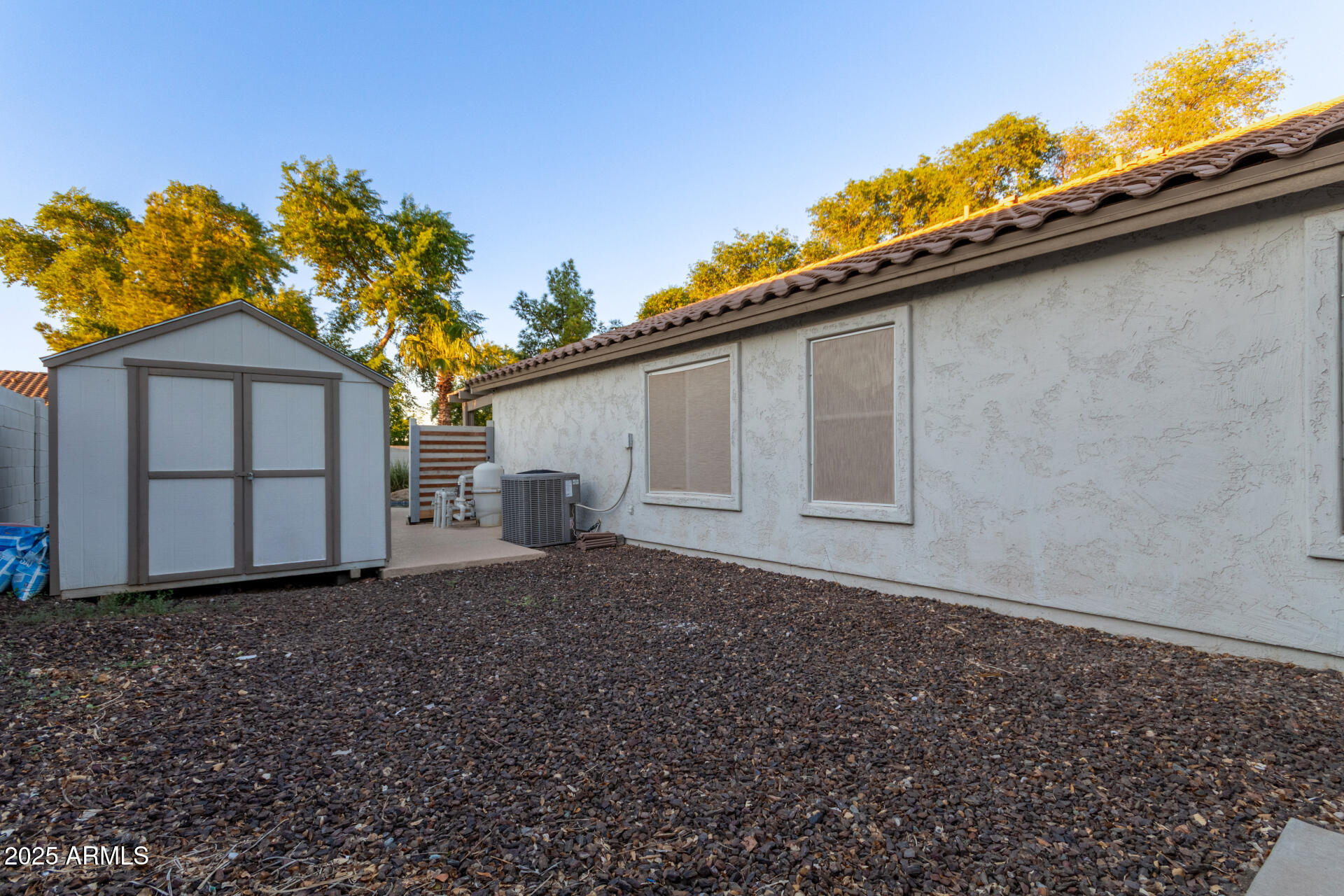 2020 W CARTER Road