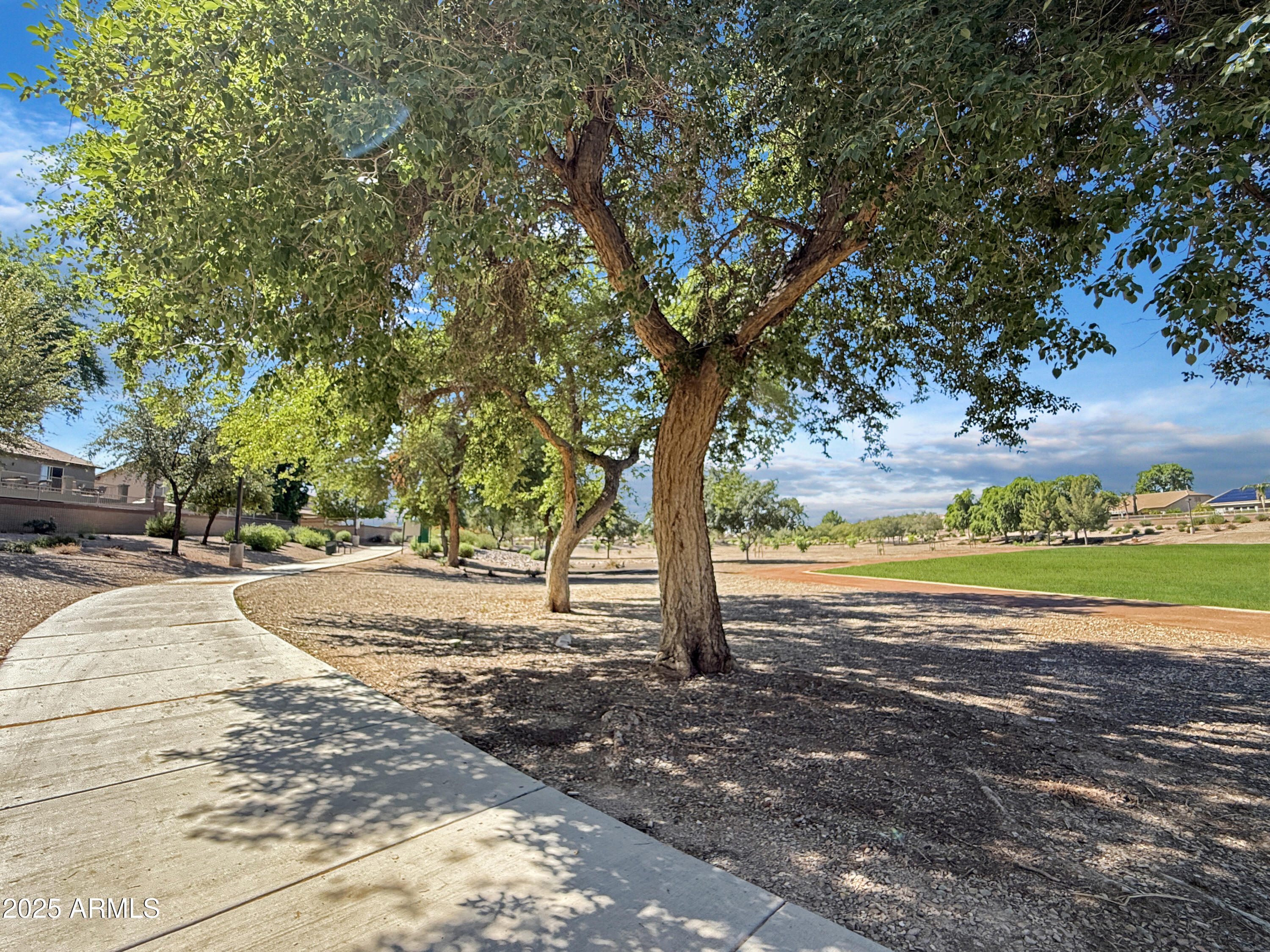 8423 W MARY ANN Drive