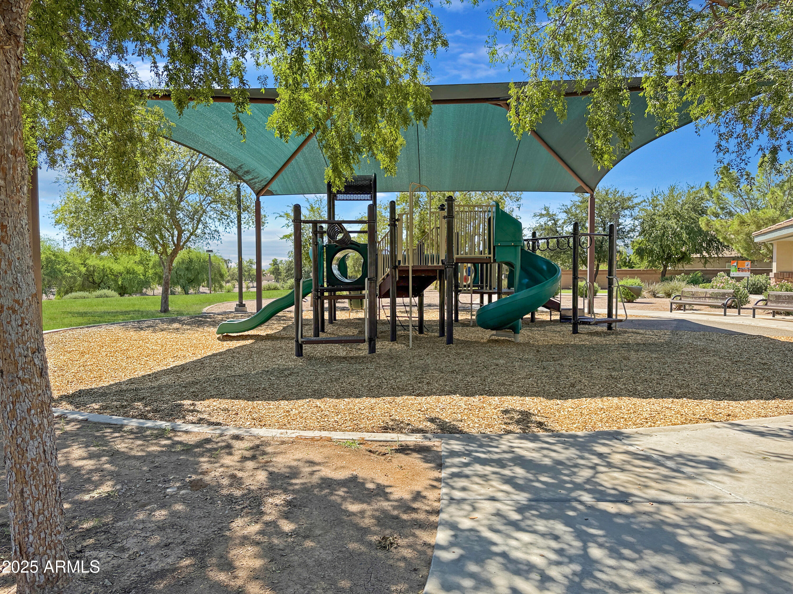 8423 W MARY ANN Drive