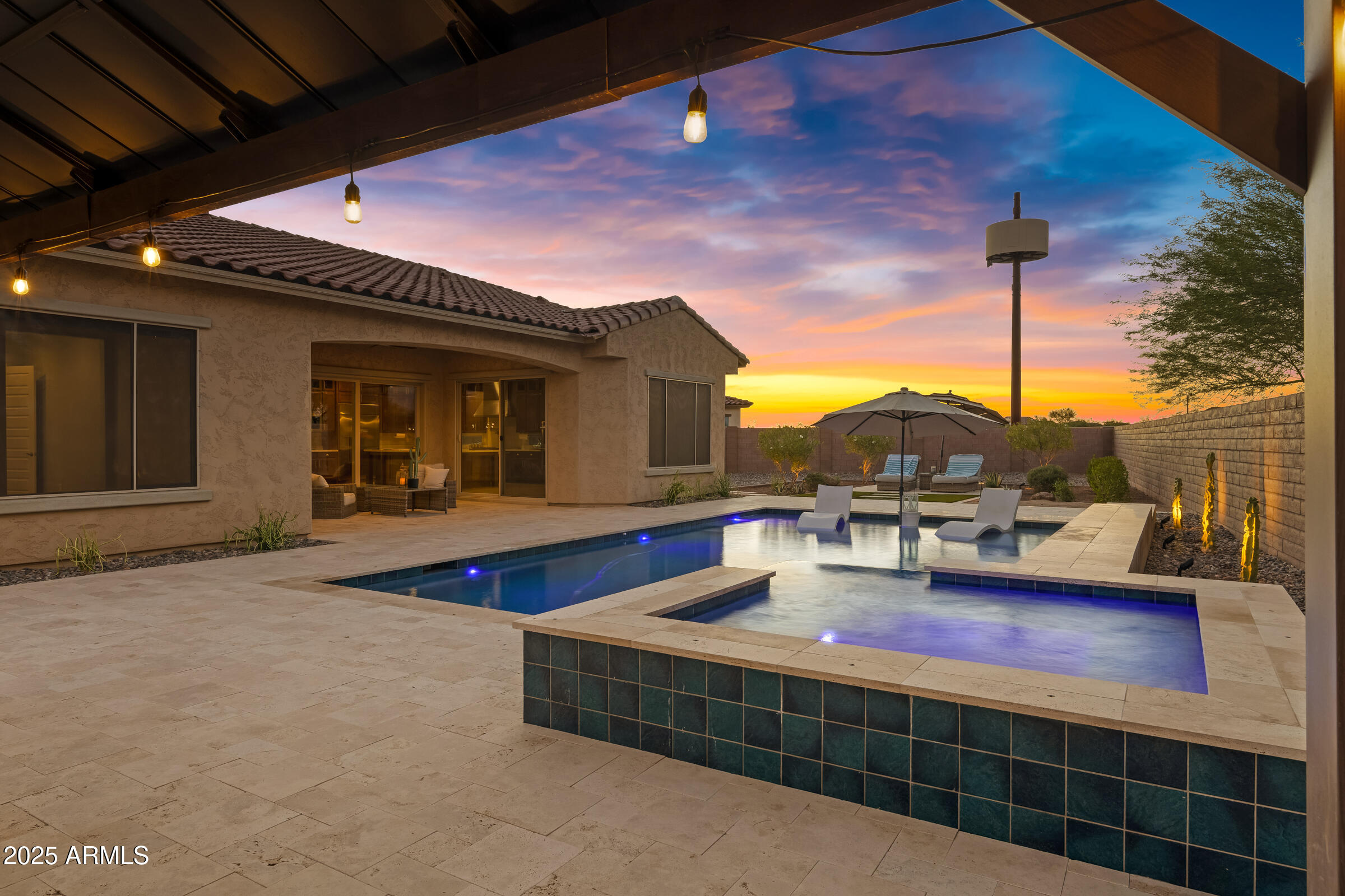 5211 S Del Rancho