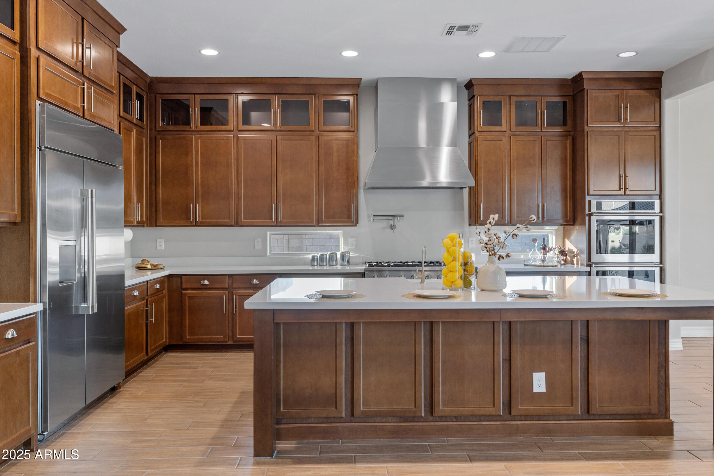 5211 S Del Rancho