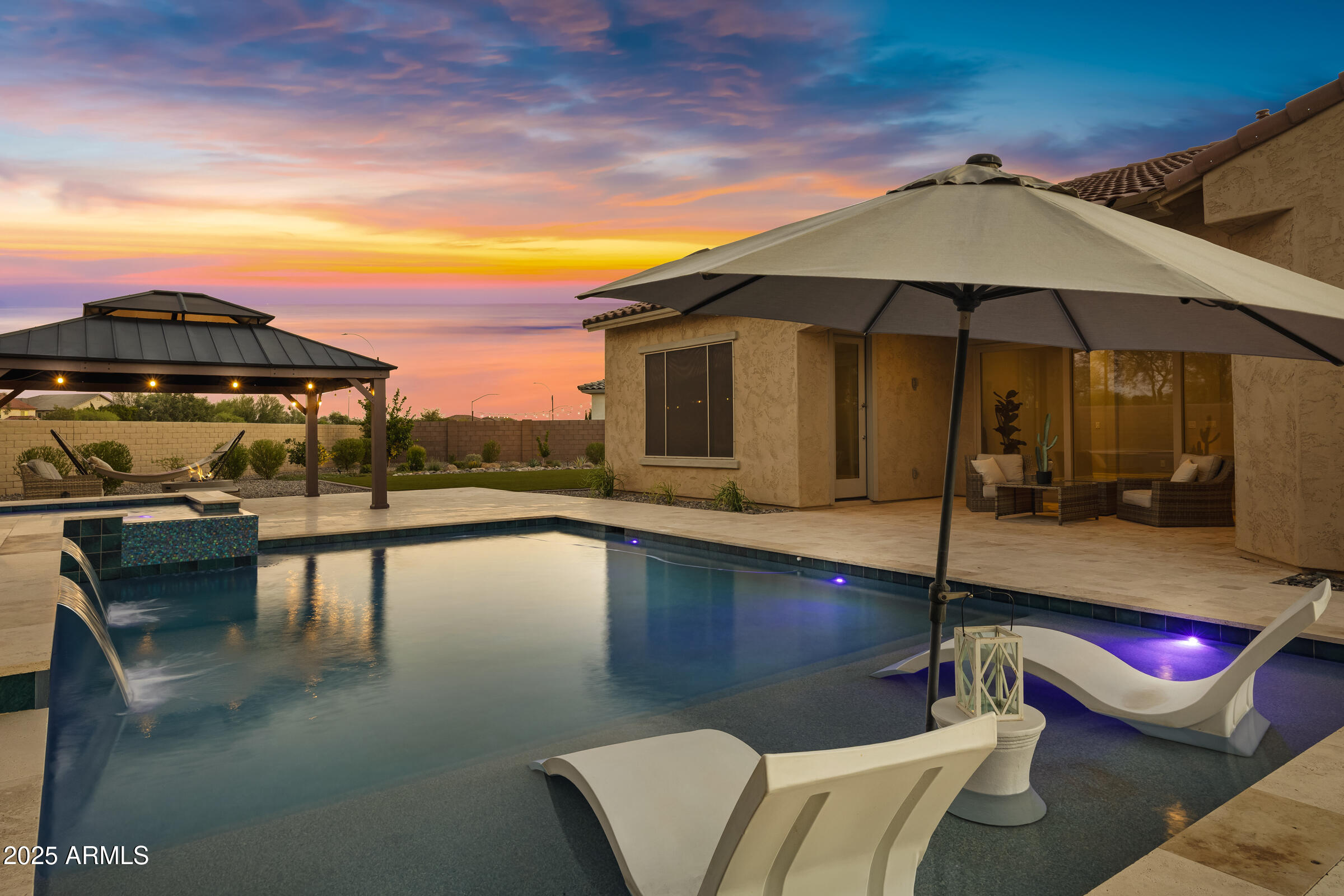 5211 S Del Rancho