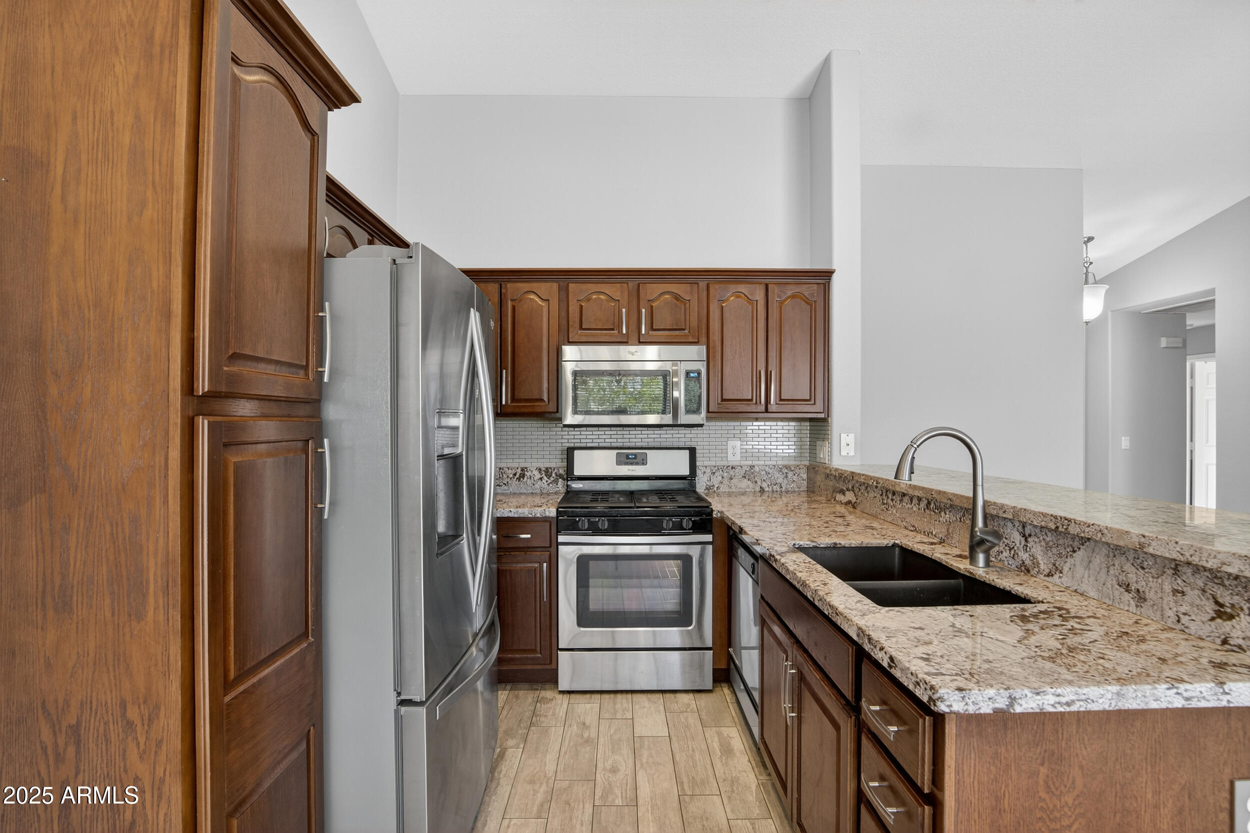 8913 E MINNESOTA Avenue N