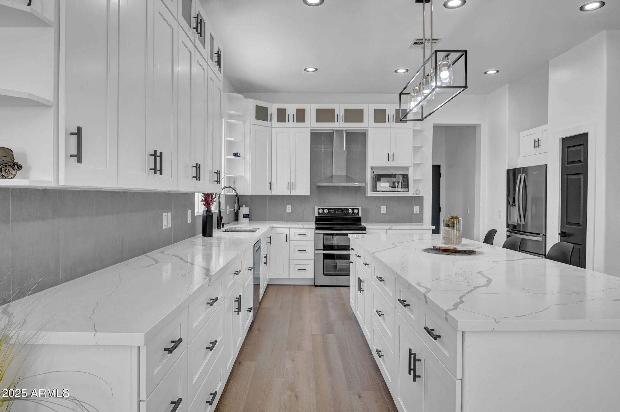 5209 E SIERRA SUNSET Trail