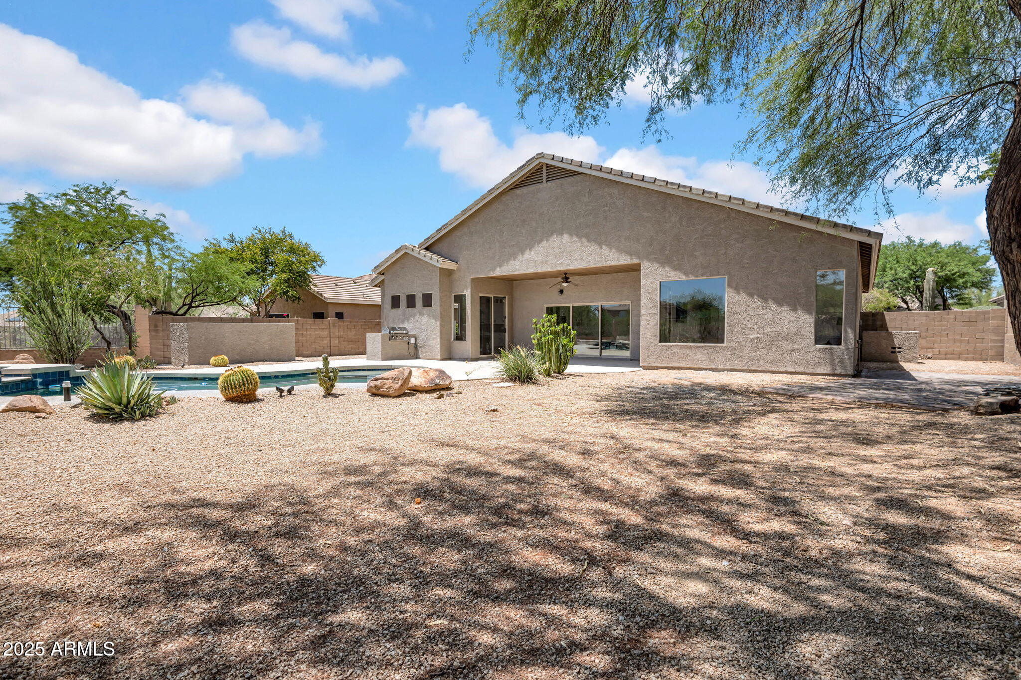 5209 E SIERRA SUNSET Trail