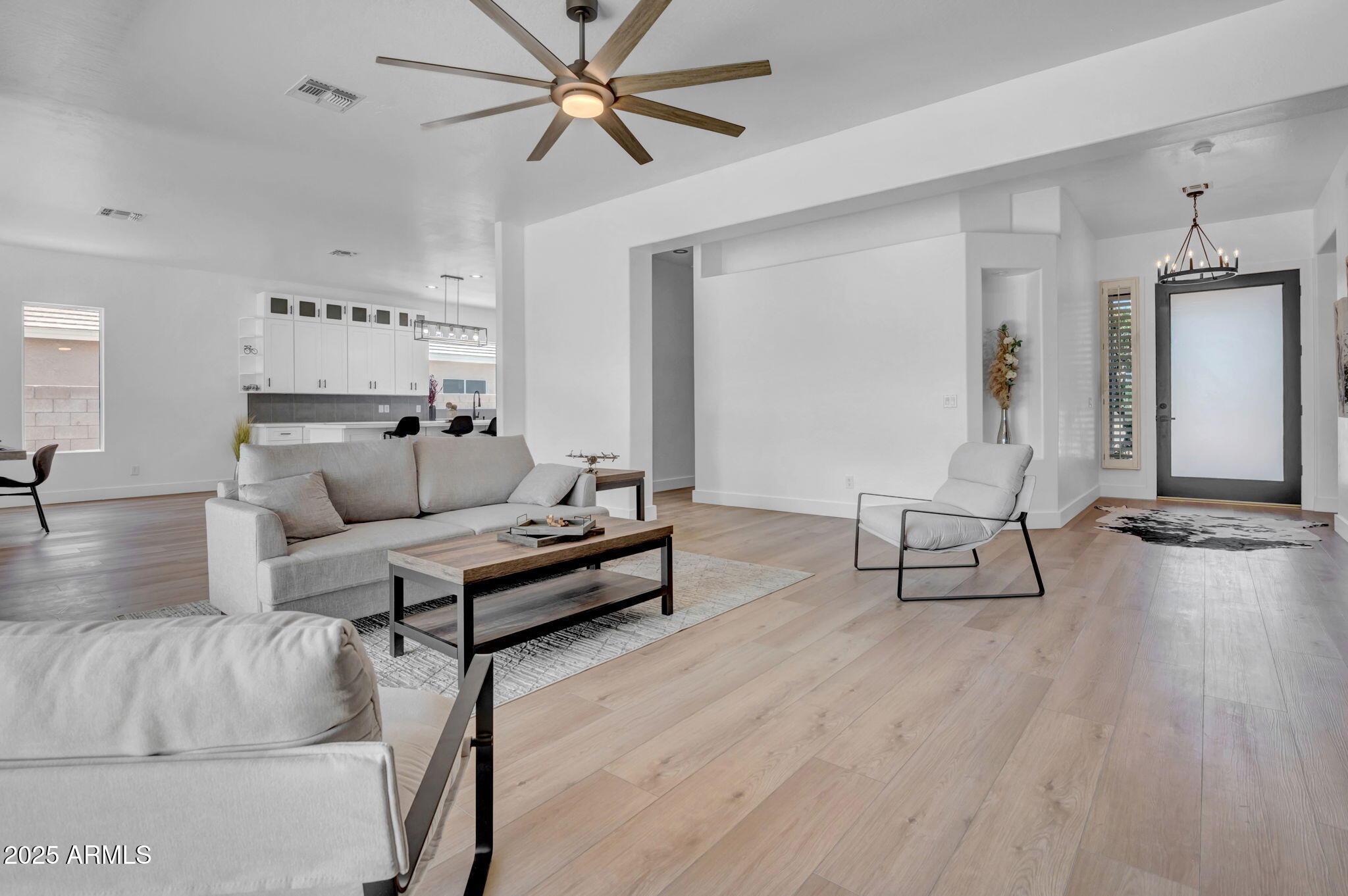5209 E SIERRA SUNSET Trail