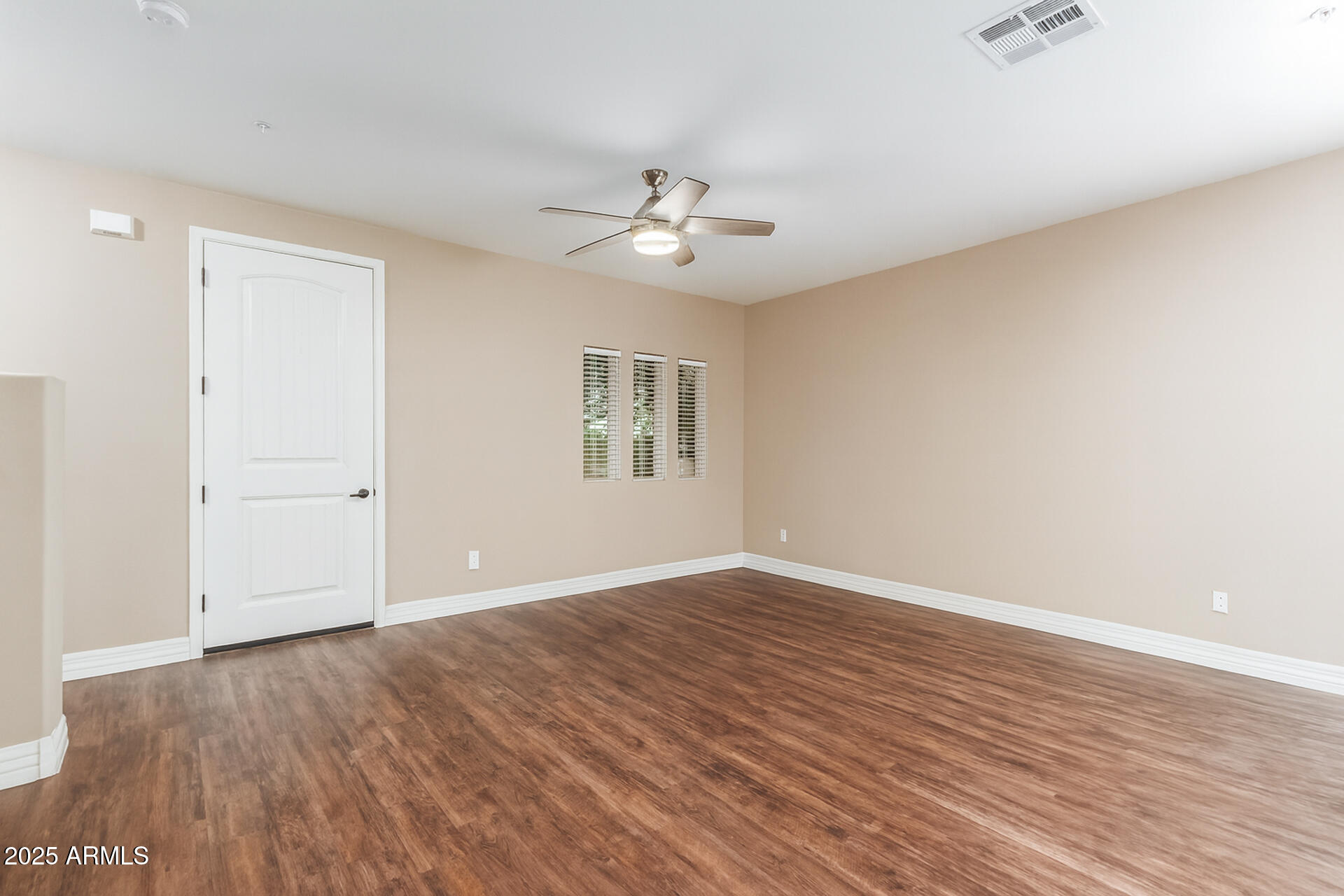 2821 S SKYLINE Drive, 107