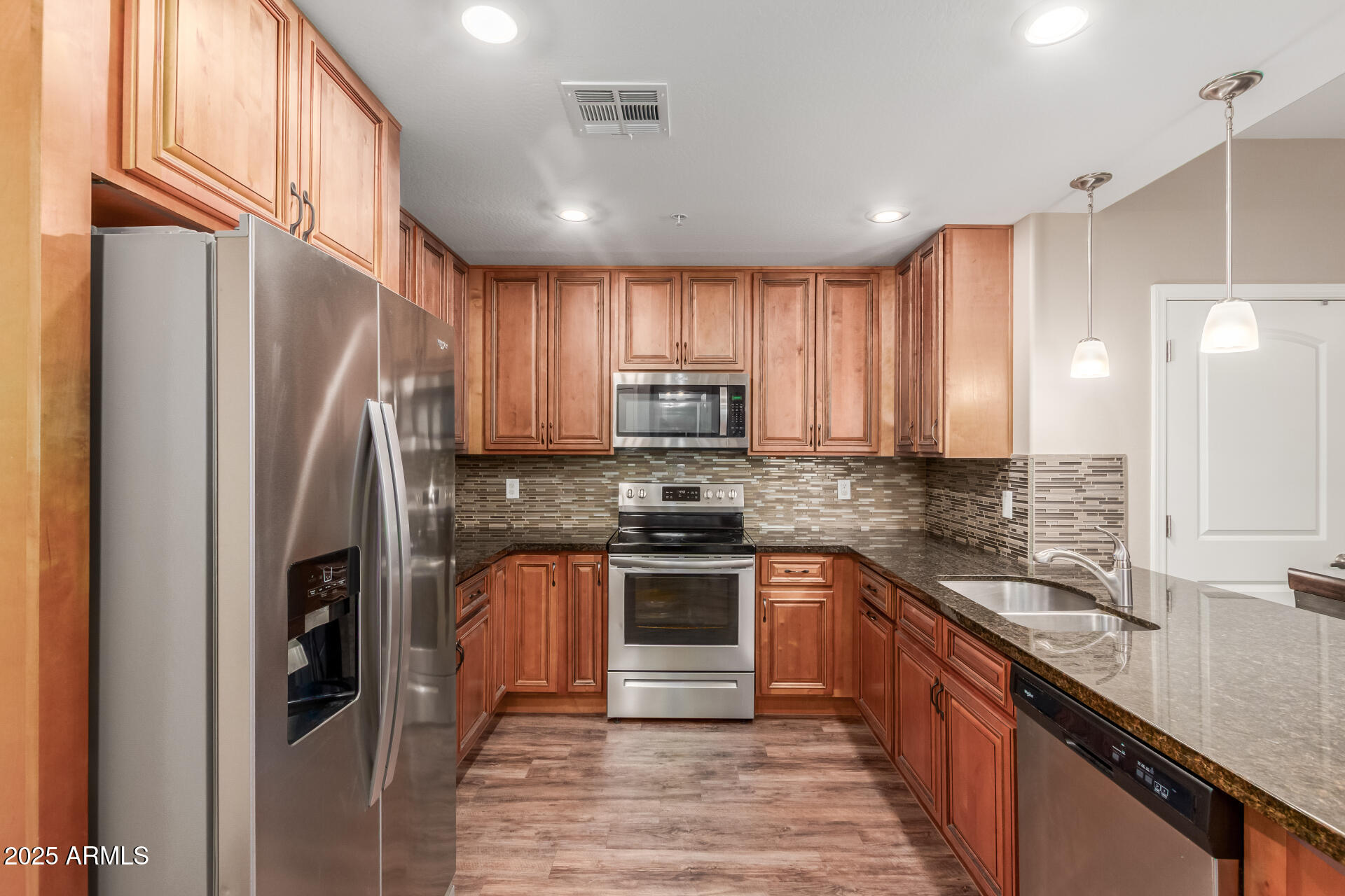 2821 S SKYLINE Drive, 107