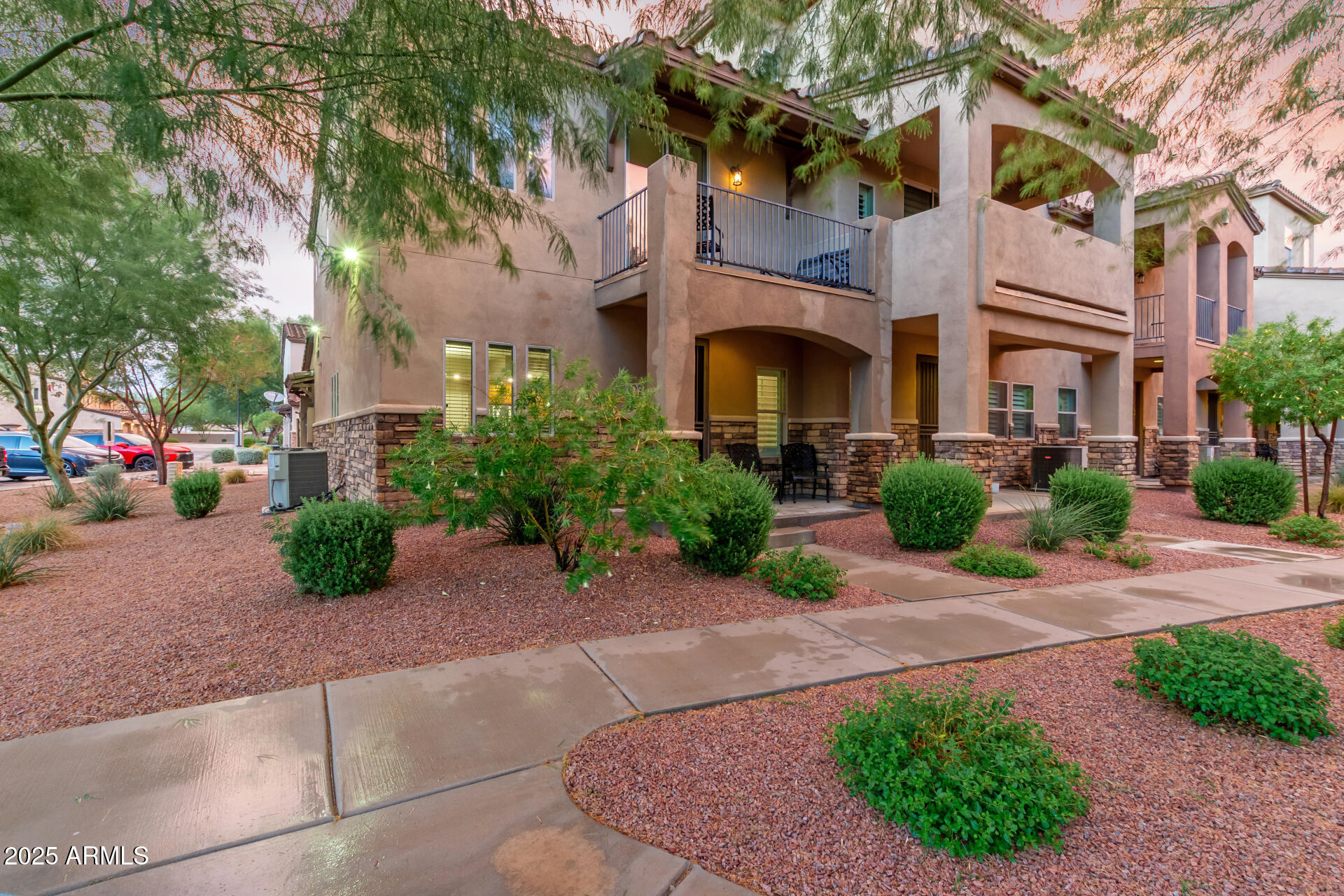 2821 S SKYLINE Drive, 107