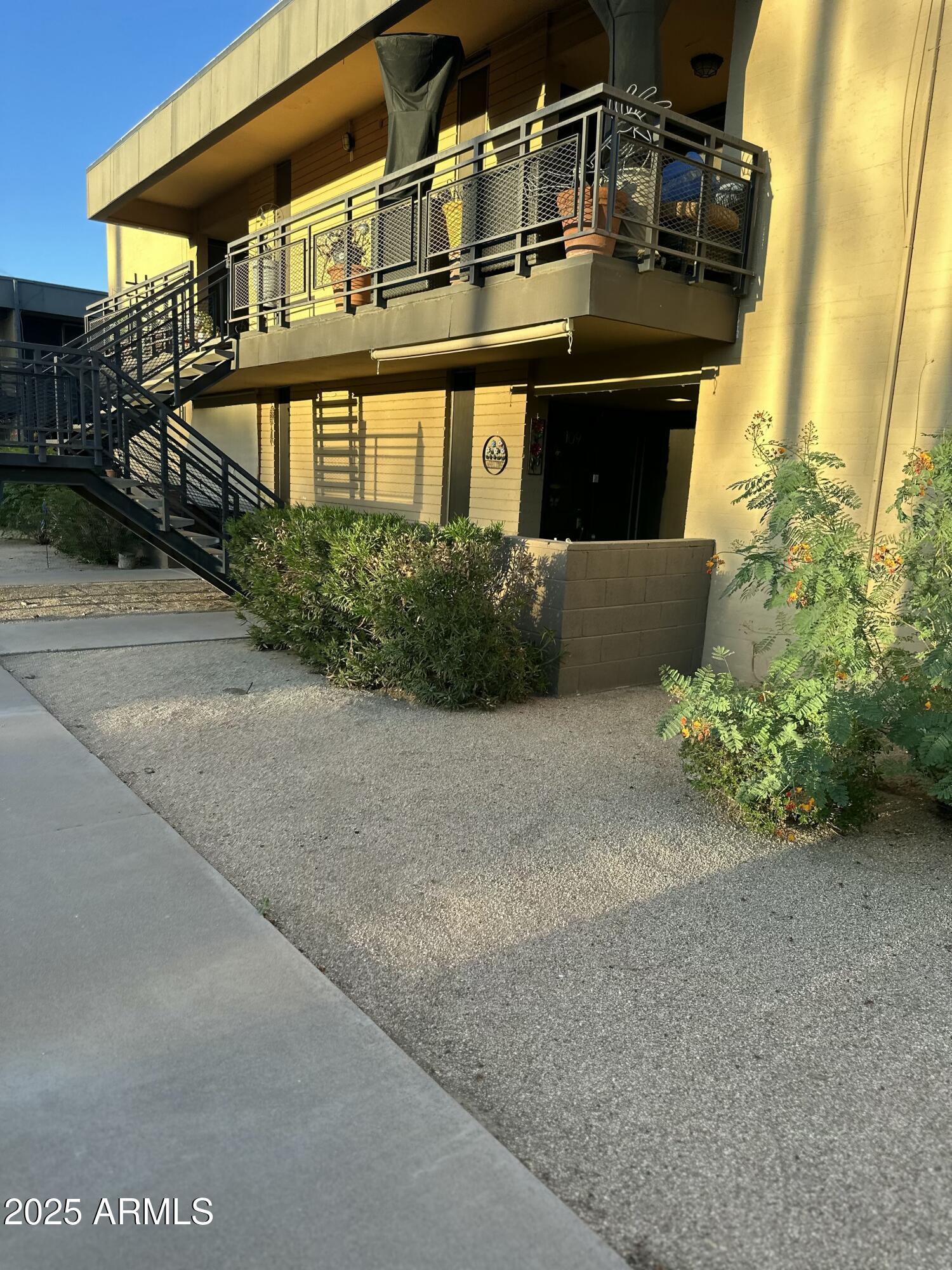 6501 N 17TH Avenue, 208