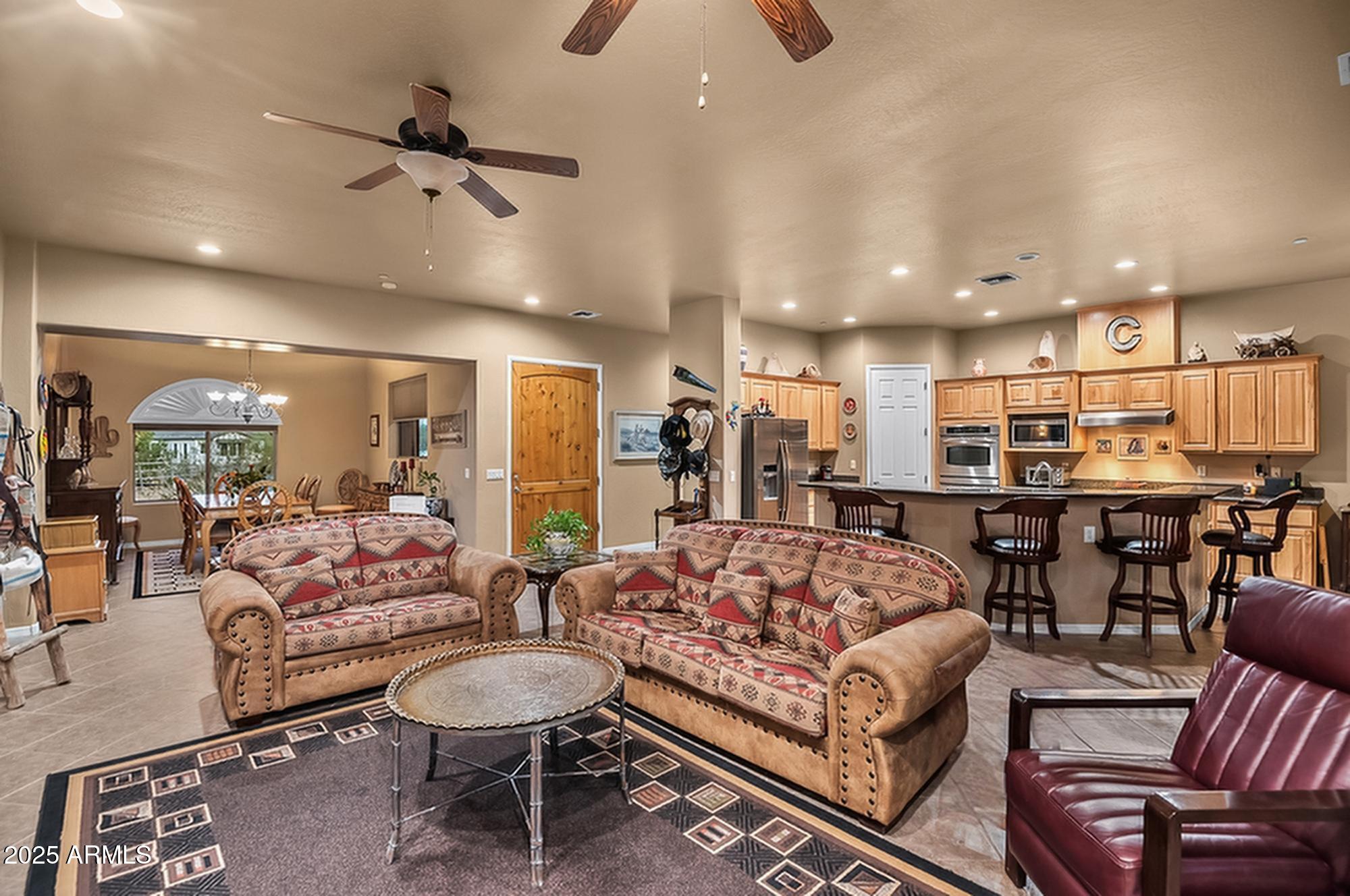 15576 W DALE Lane