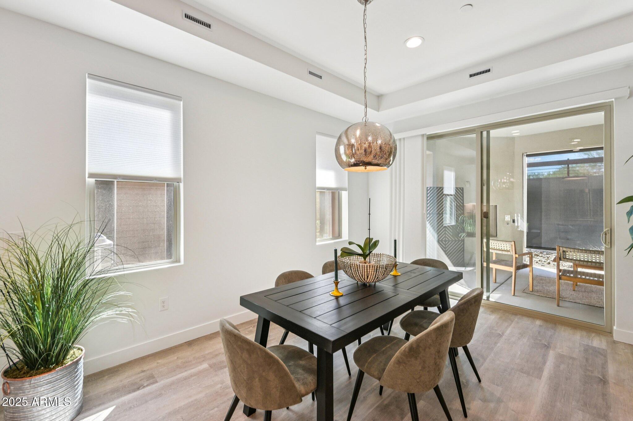 11673 N 136TH Street, 1005
