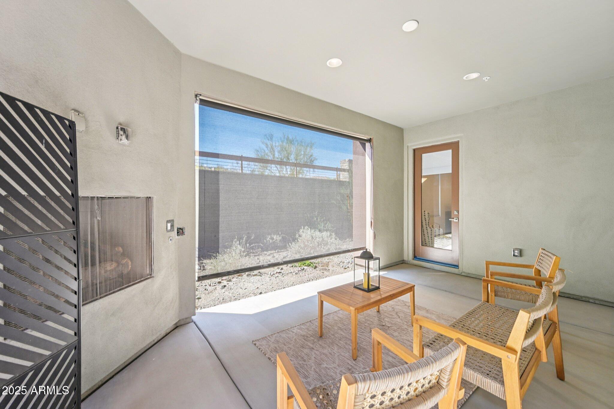 11673 N 136TH Street, 1005