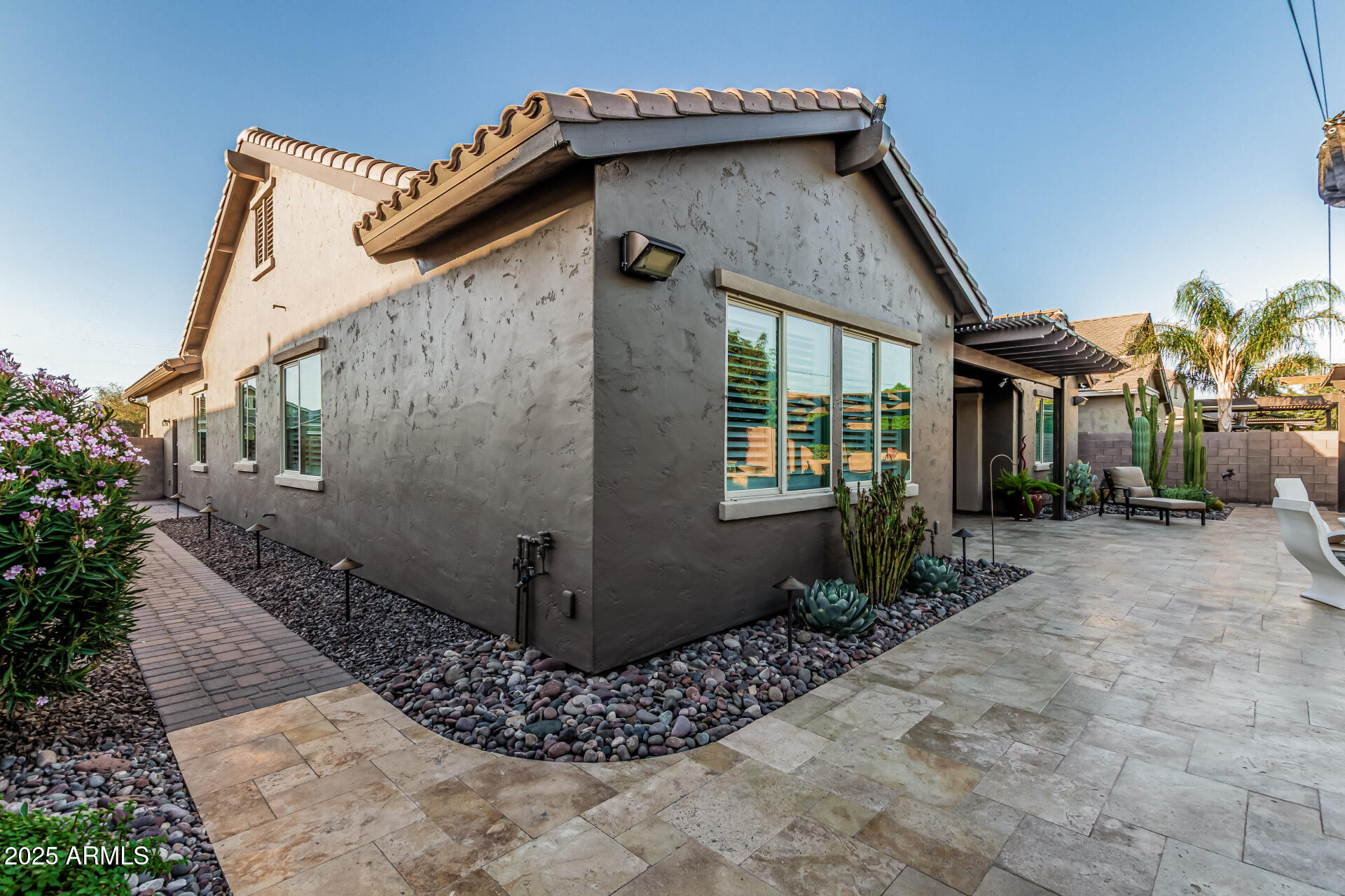 20131 E ROBIN Road