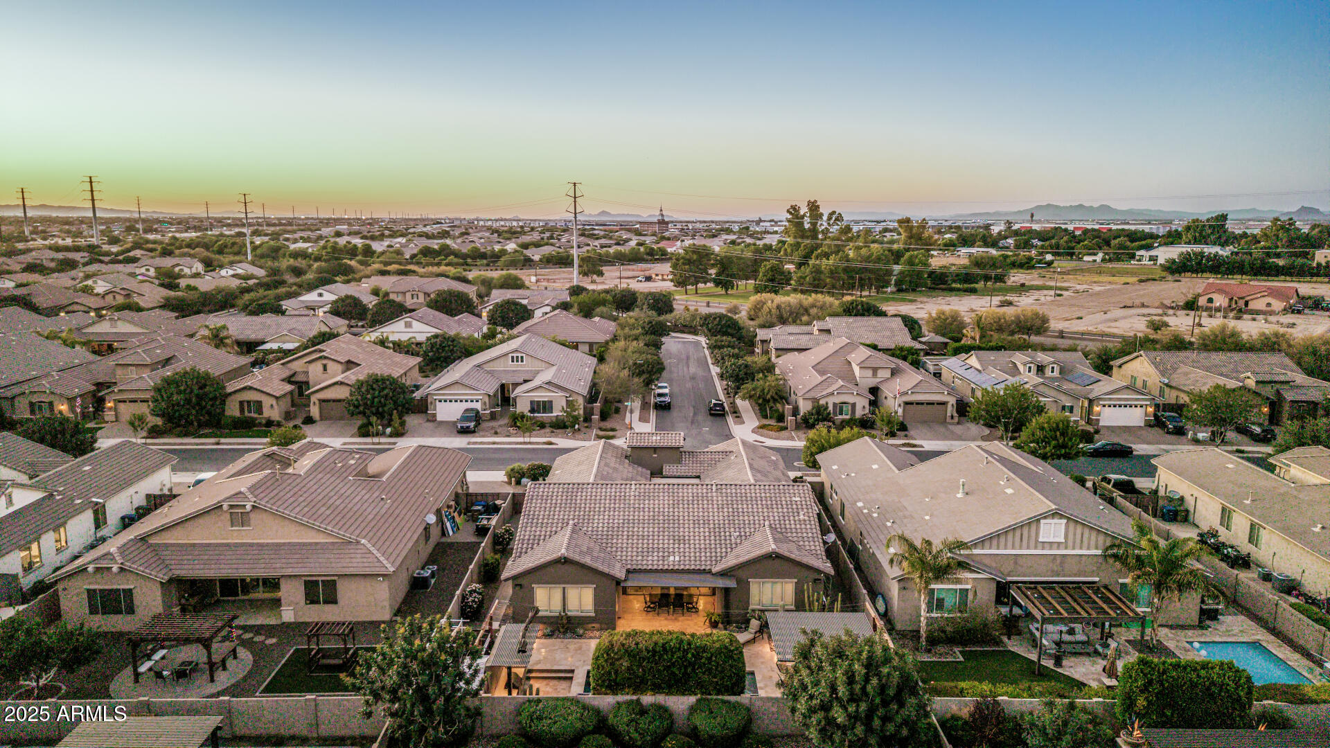20131 E ROBIN Road