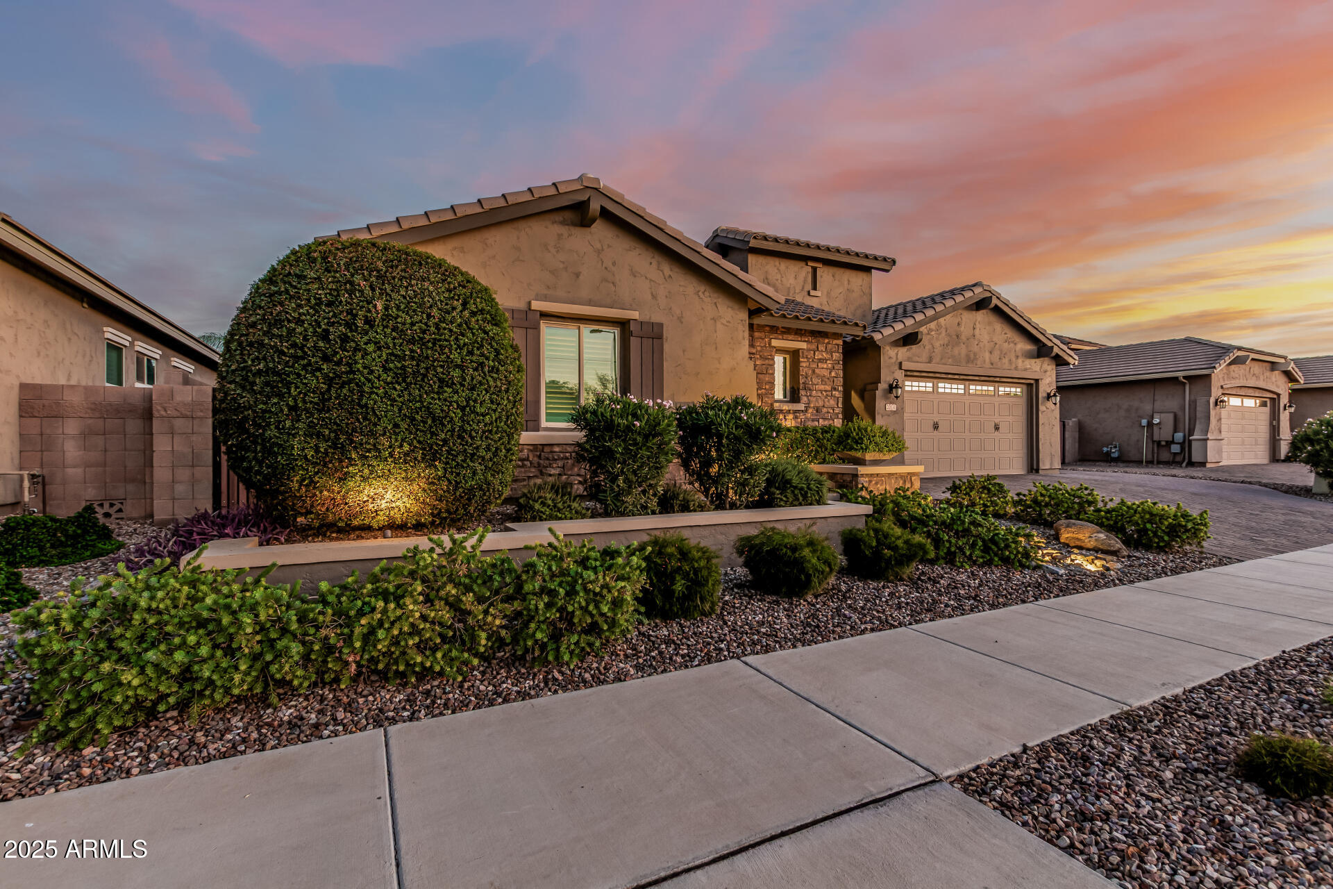 20131 E ROBIN Road