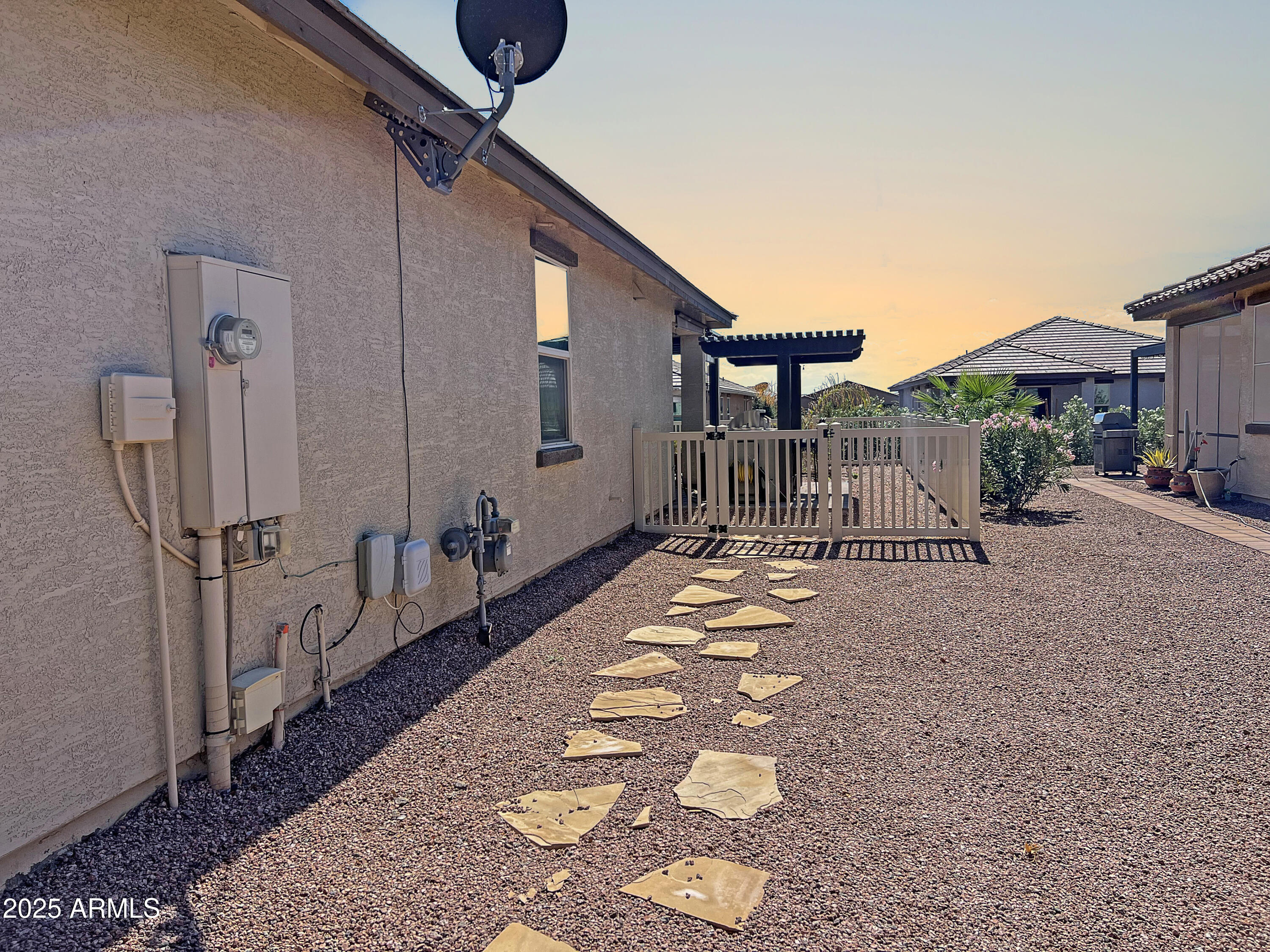 41767 W SAGEBRUSH Court