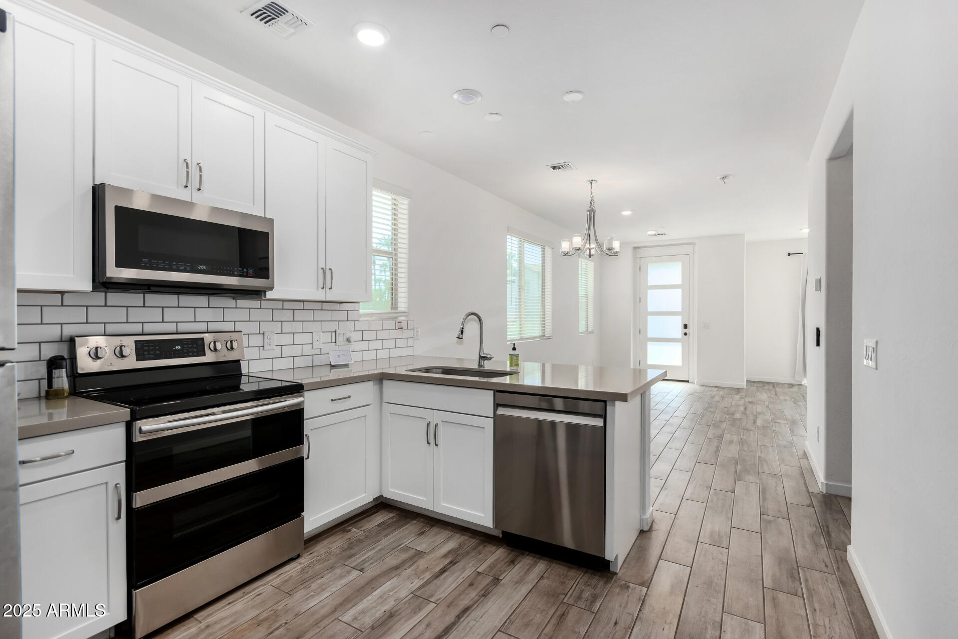 300 N GILA SPRINGS Boulevard, 144