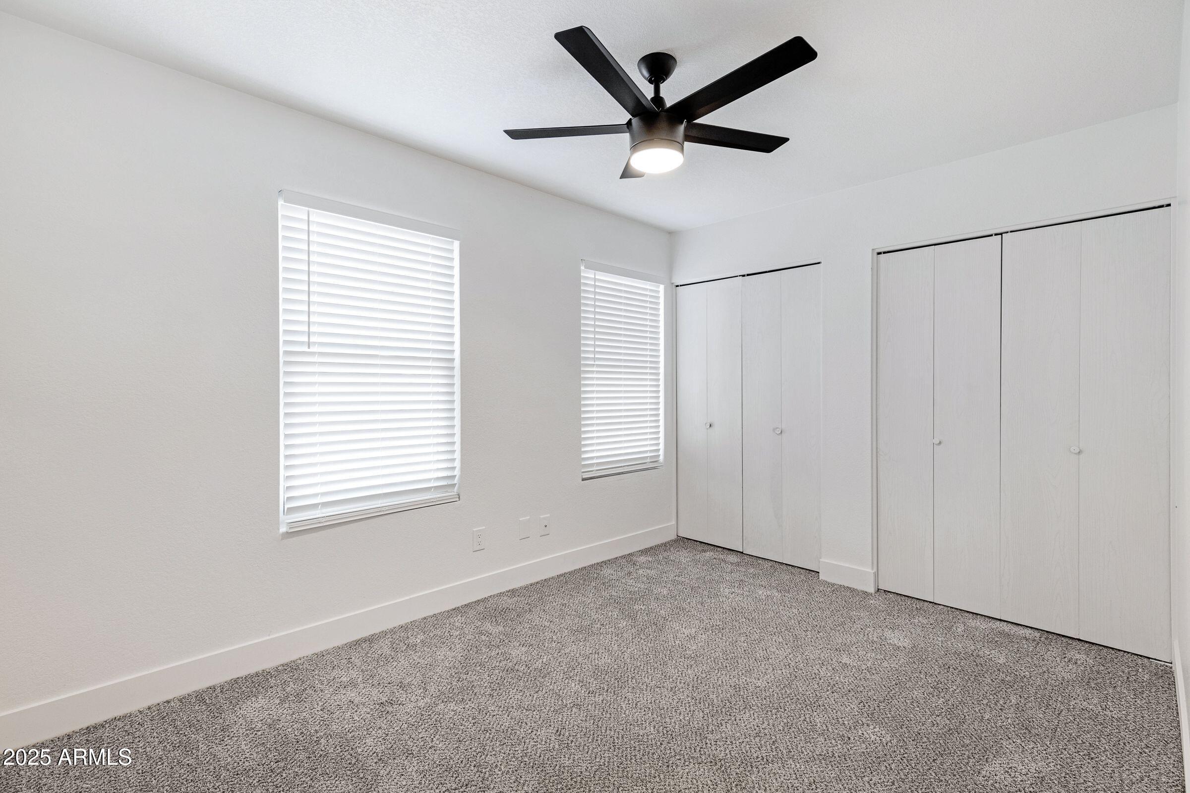 5135 E EVERGREEN Street 1260