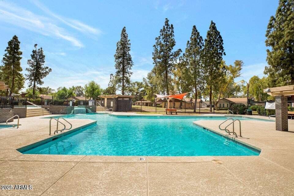 5135 E EVERGREEN Street 1260