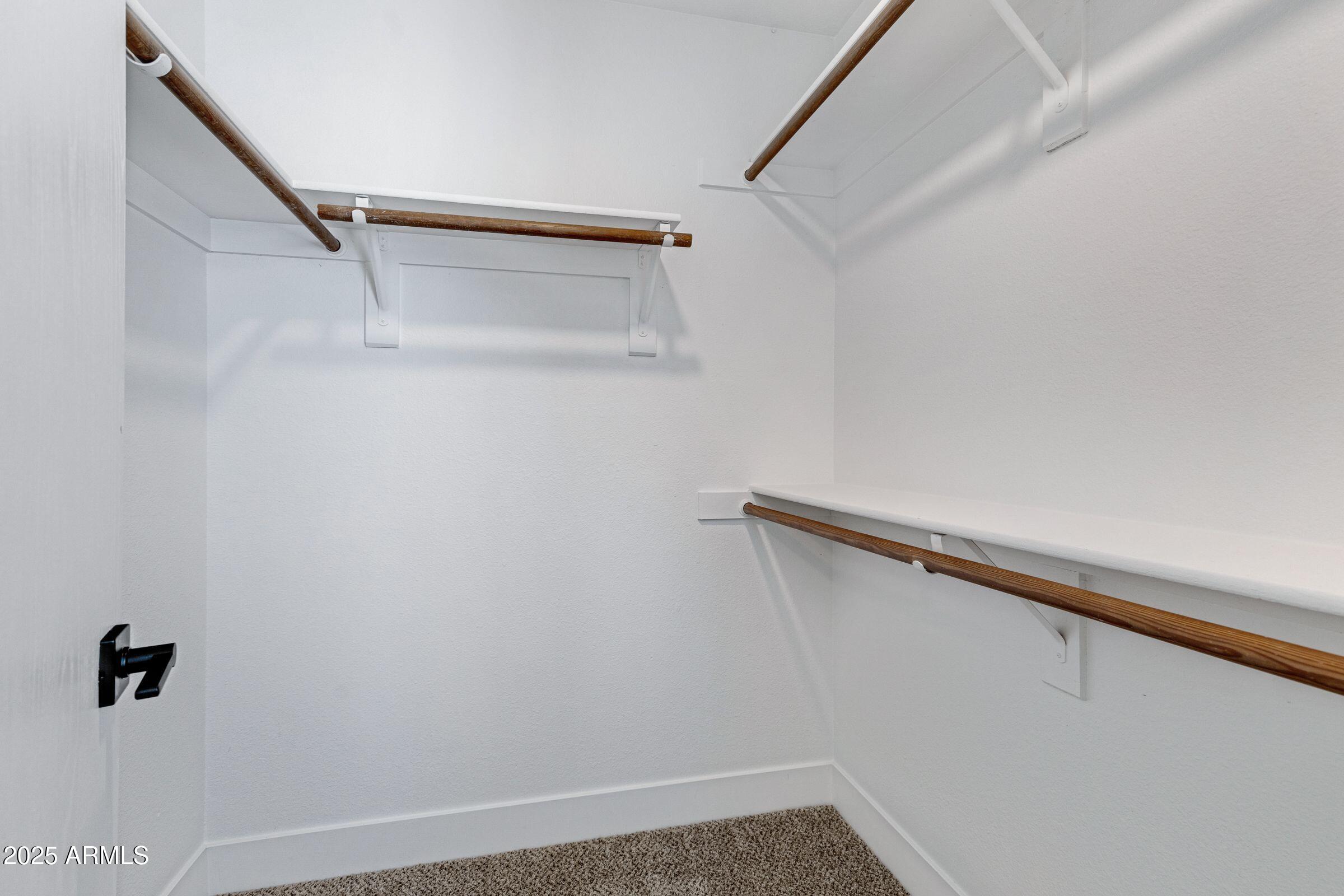 5135 E EVERGREEN Street 1260