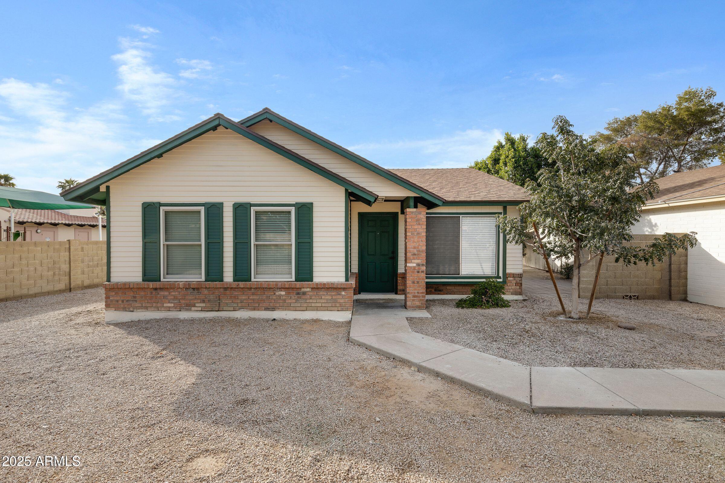 5135 E EVERGREEN Street 1260