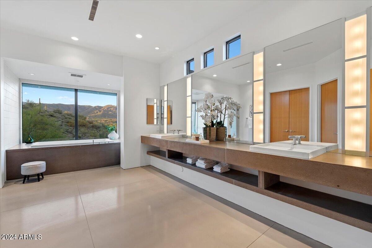 9626 E AW TILLINGHAST Road