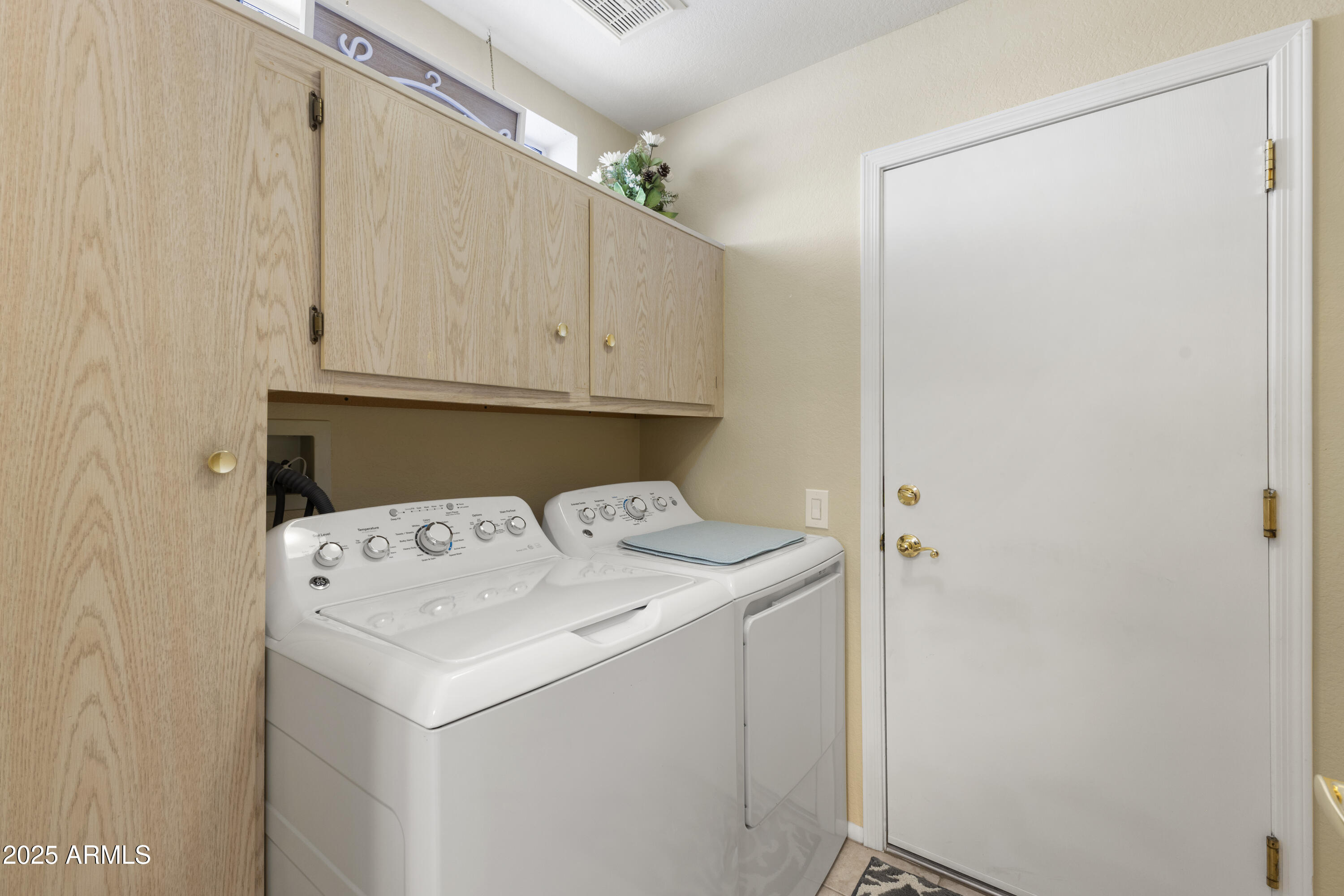 15403 W GUNSIGHT Drive