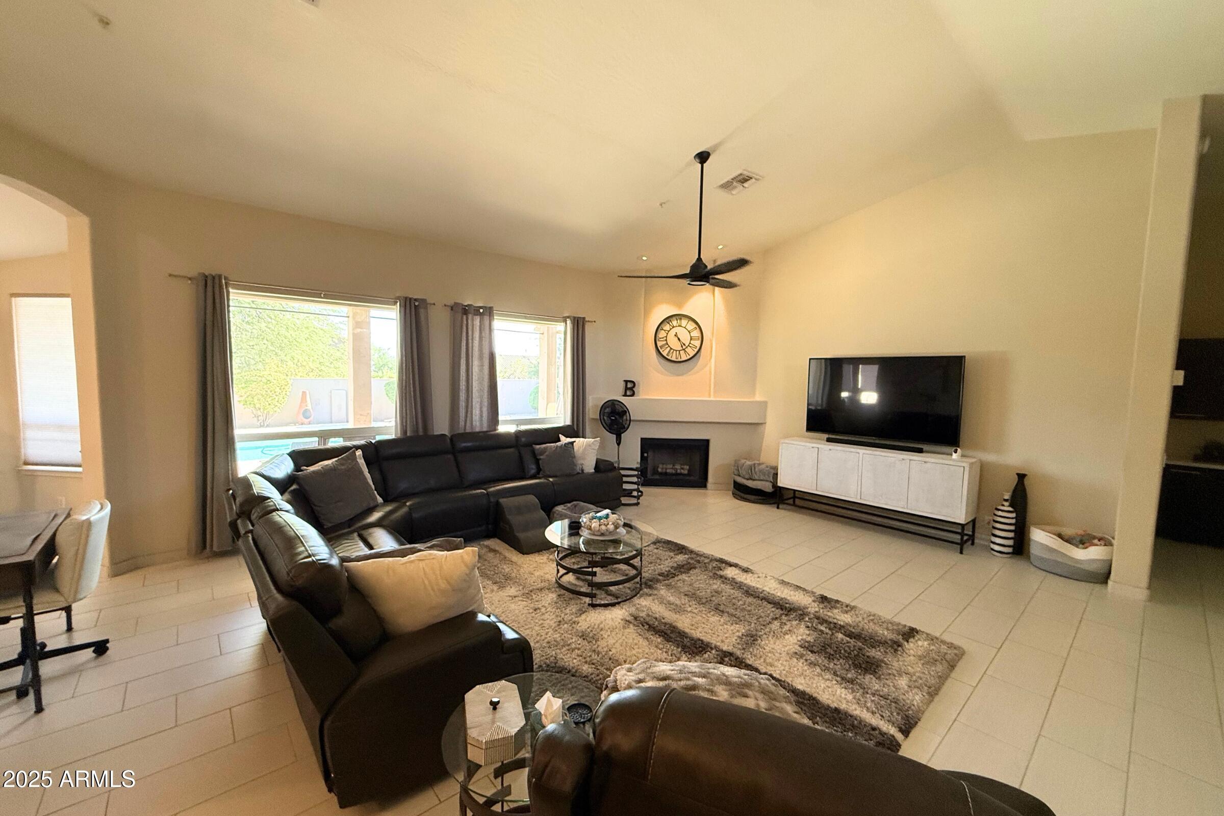 9143 E Topeka Drive