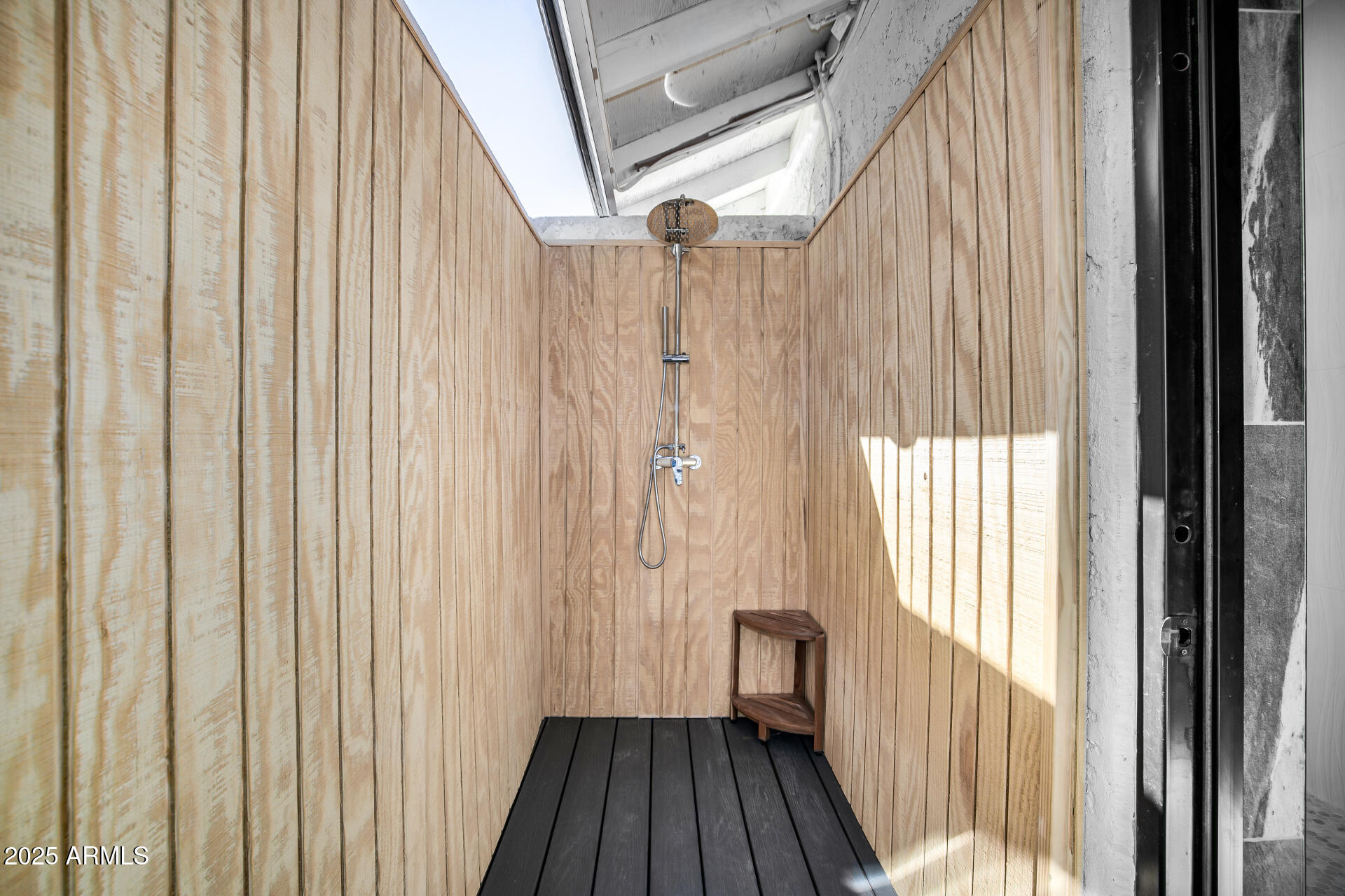 2201 E SHEA Boulevard