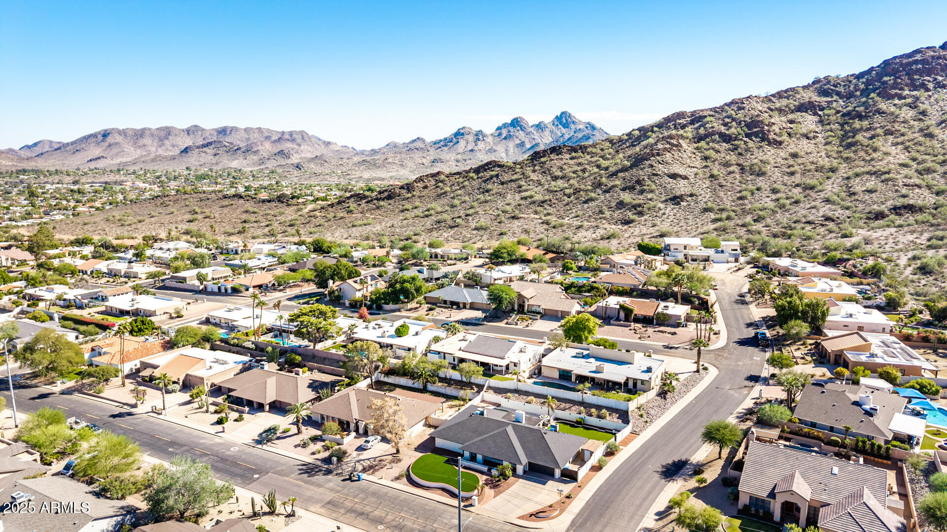 2201 E SHEA Boulevard