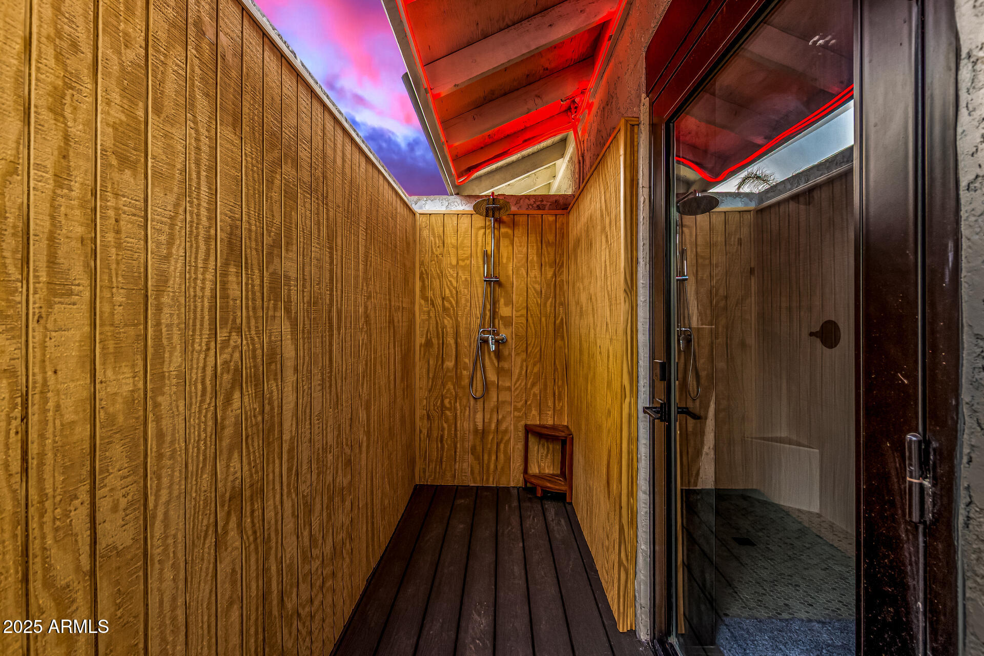 2201 E SHEA Boulevard