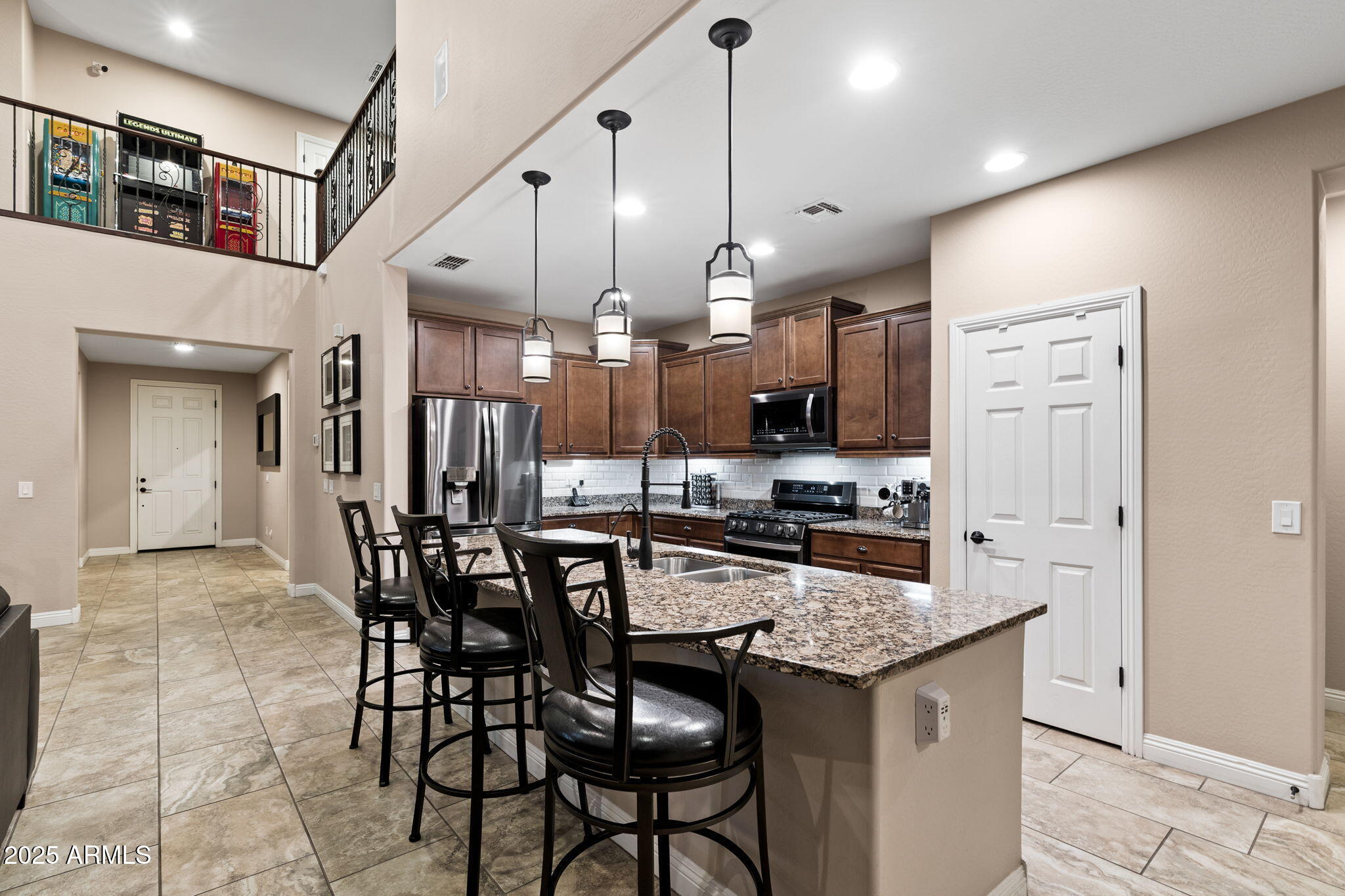 5235 S DANTE