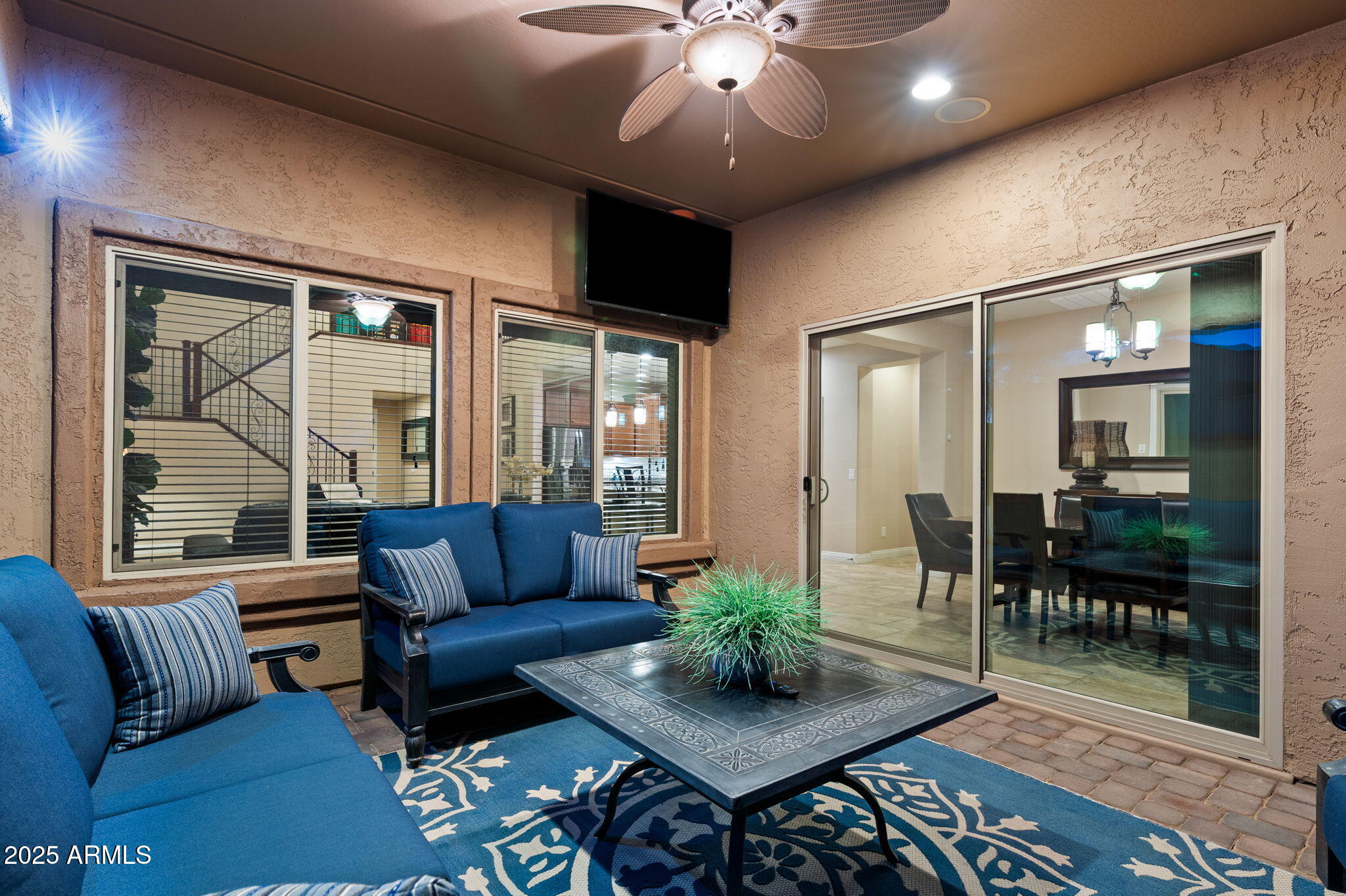 5235 S DANTE