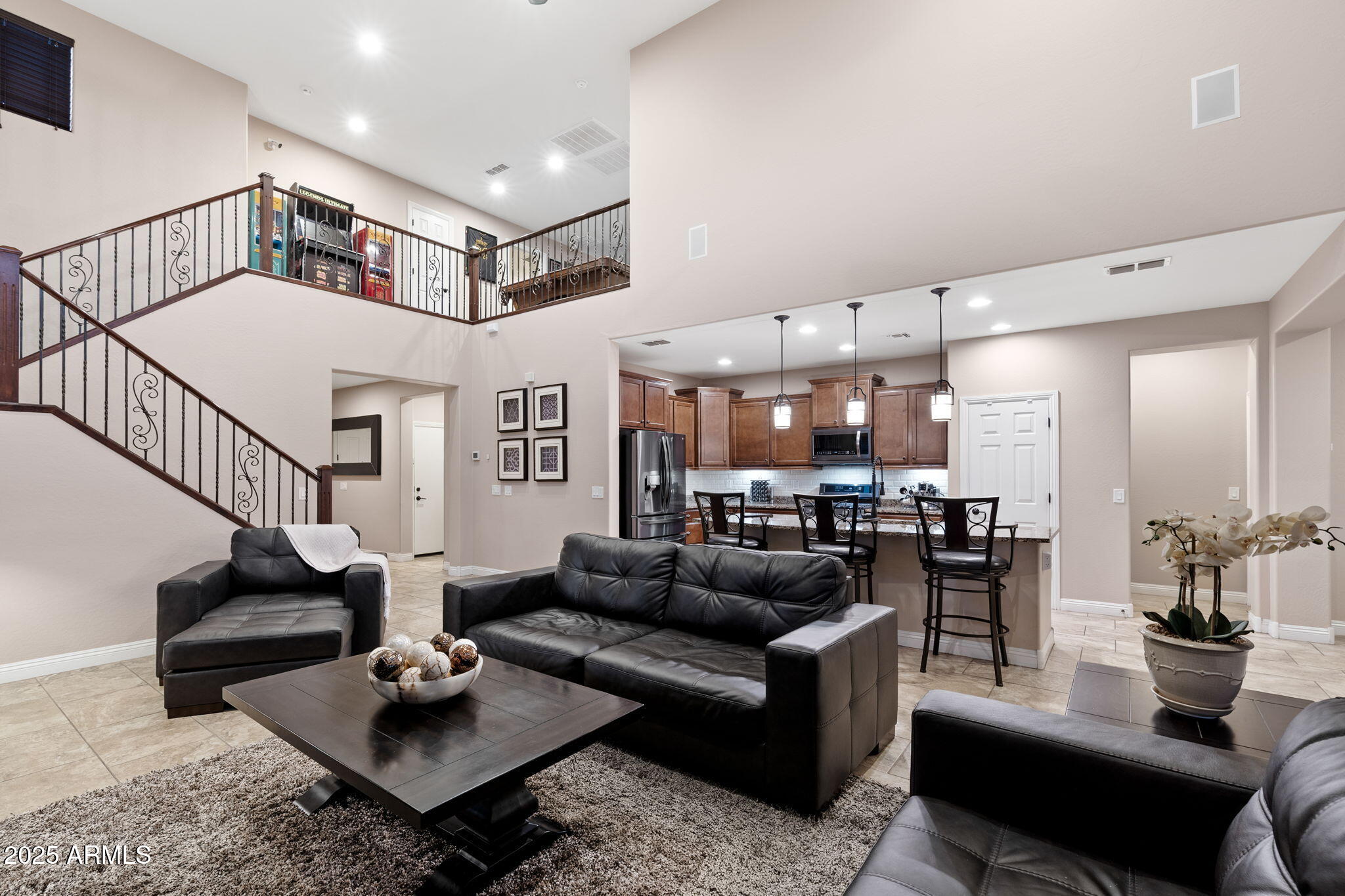 5235 S DANTE