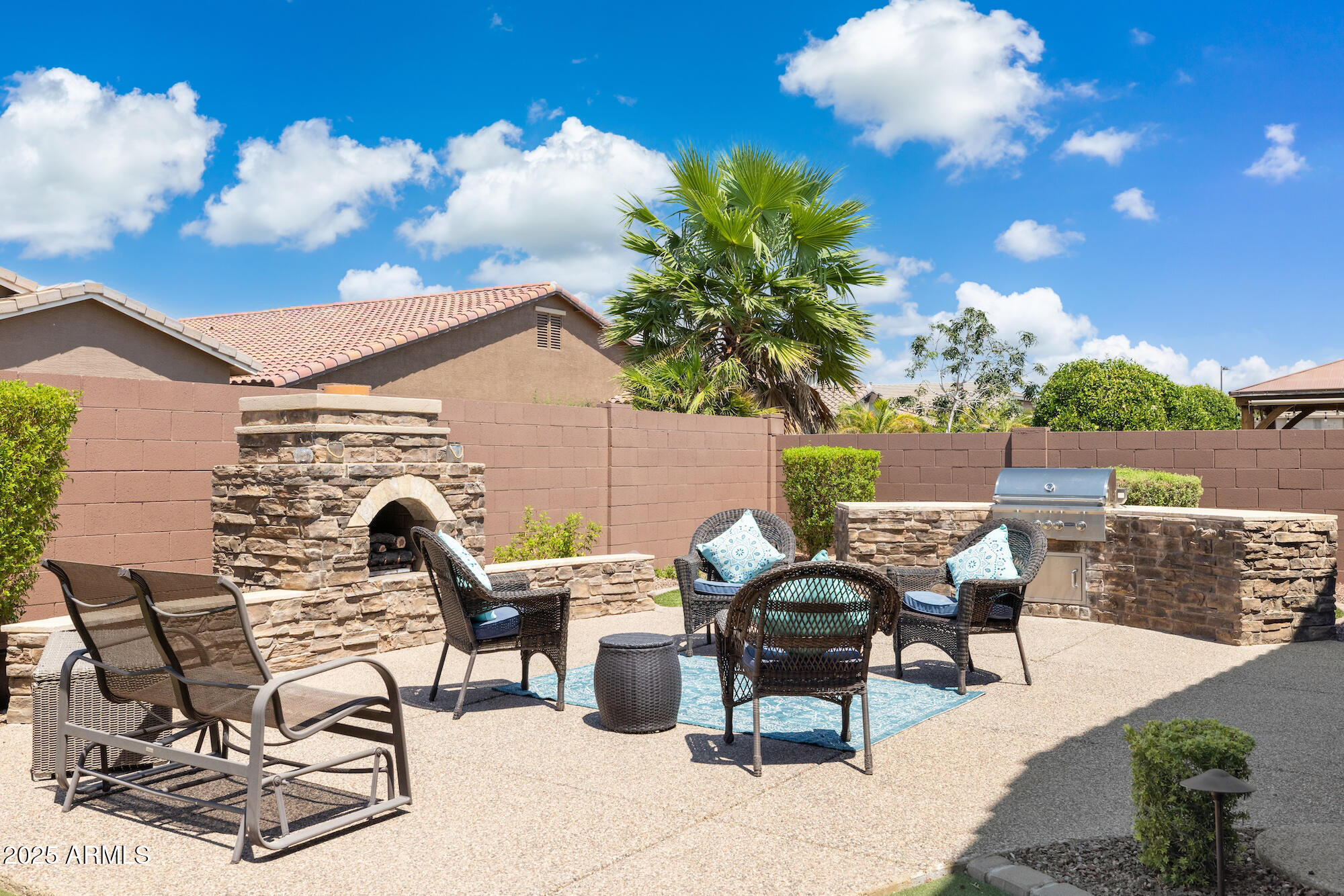 726 W TALLOW TREE Avenue, San Tan Valley