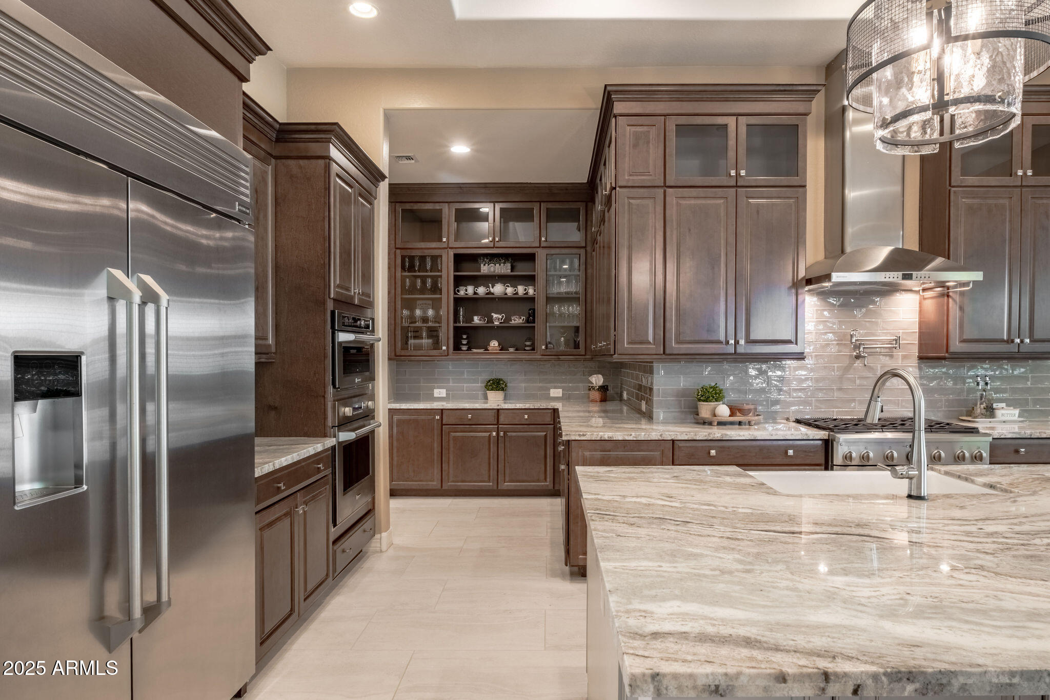 1988 E BLACKHAWK Drive, Gilbert