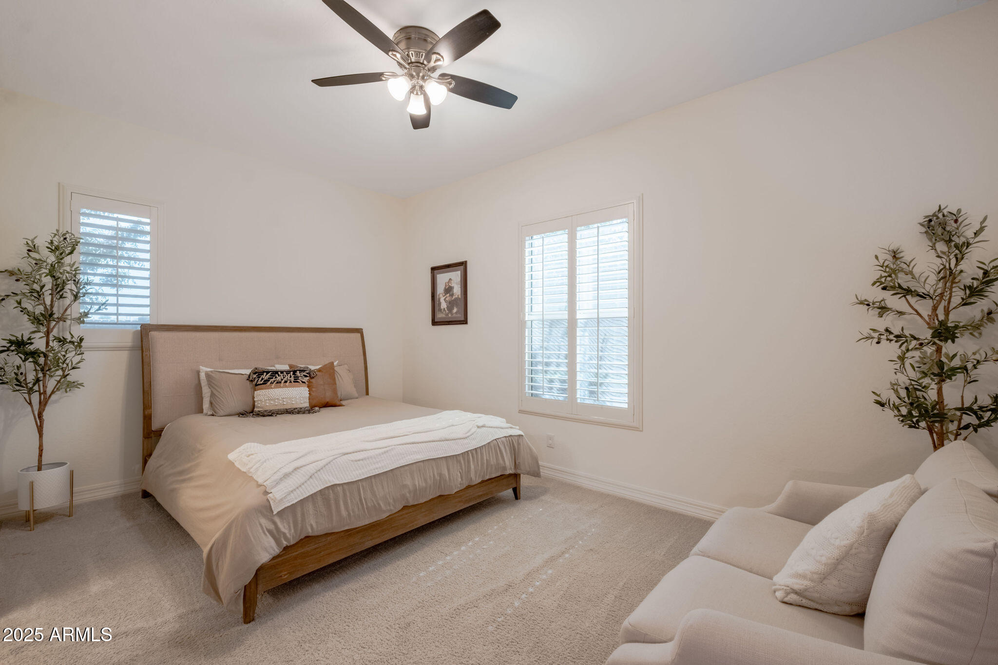 1988 E BLACKHAWK Drive, Gilbert