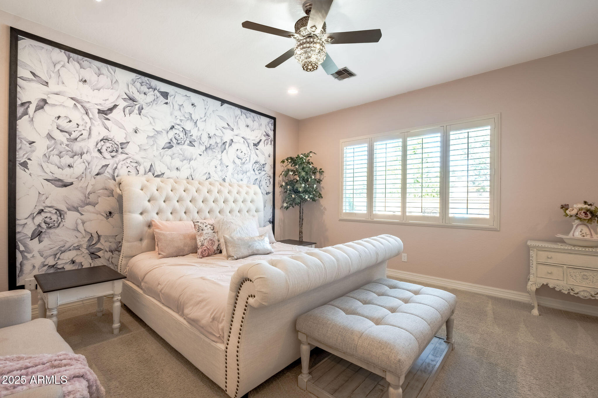 1988 E BLACKHAWK Drive, Gilbert