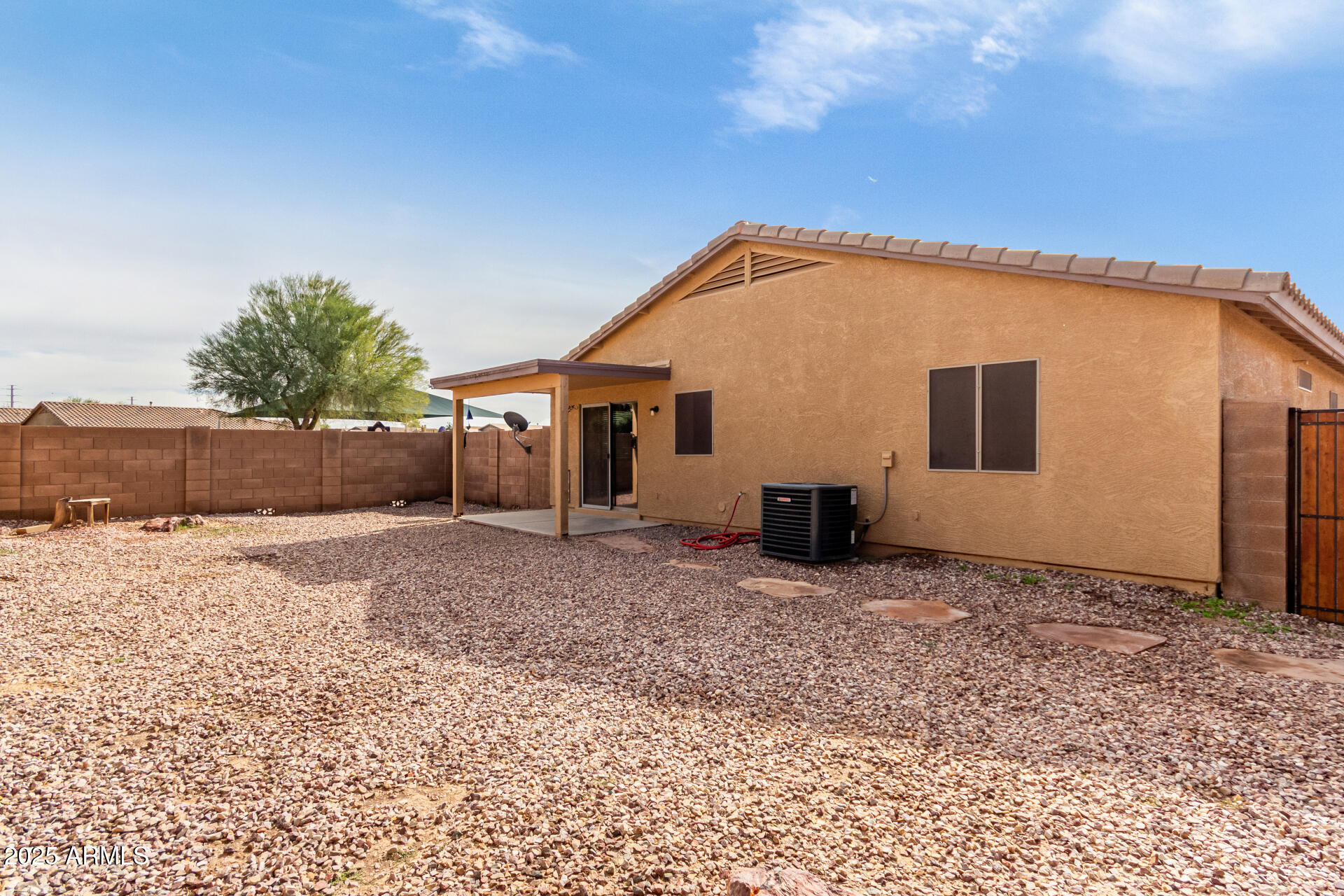266 W SANTA GERTRUDIS Trail