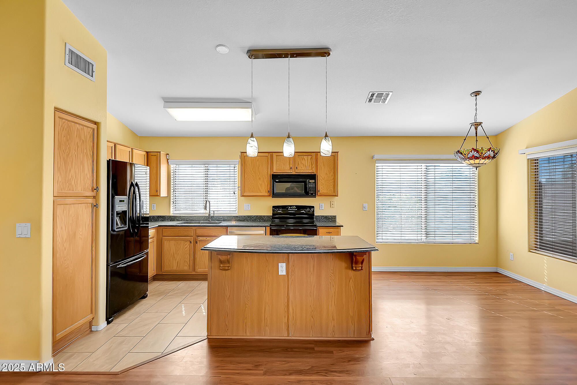 15792 N NAEGEL Drive