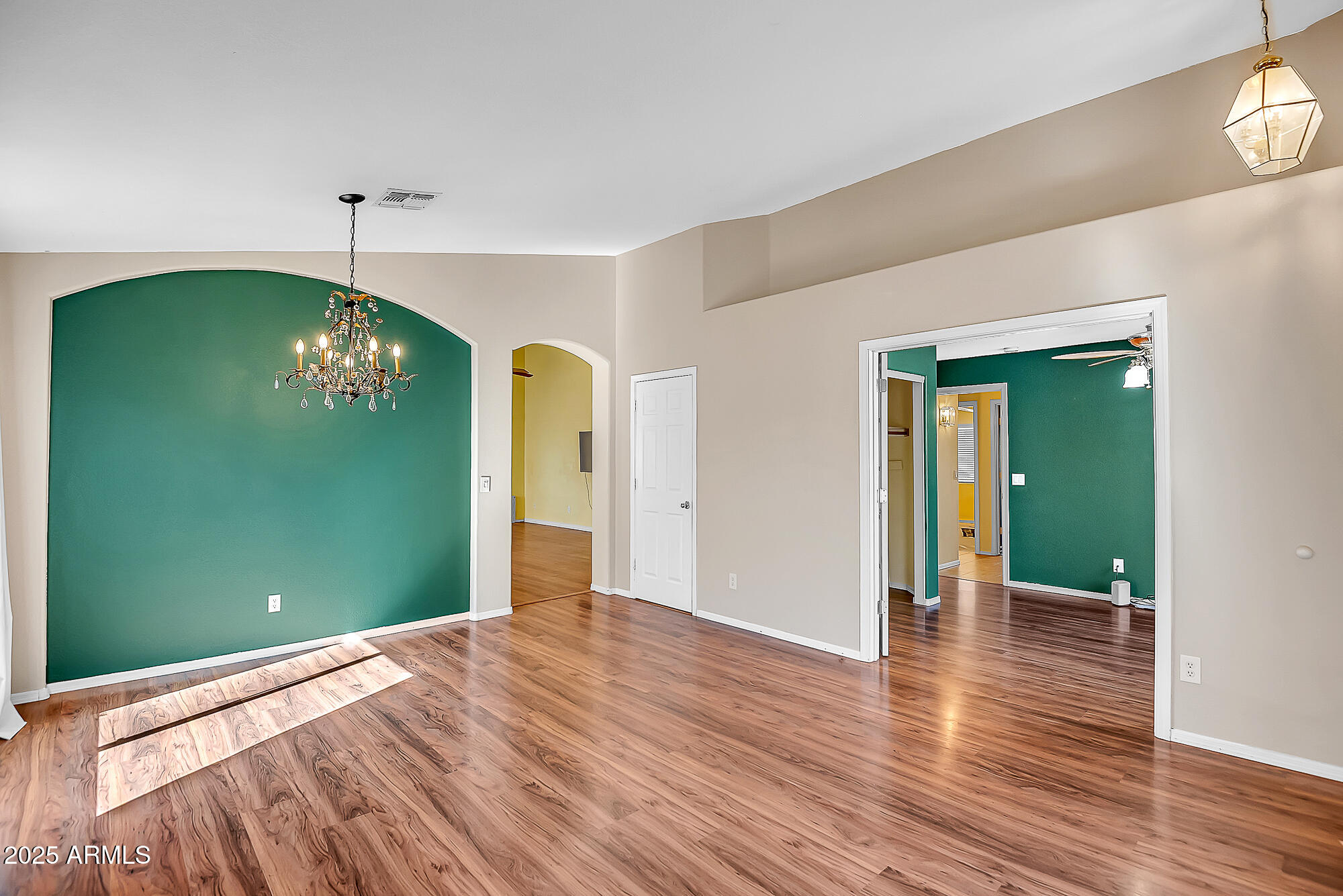 15792 N NAEGEL Drive