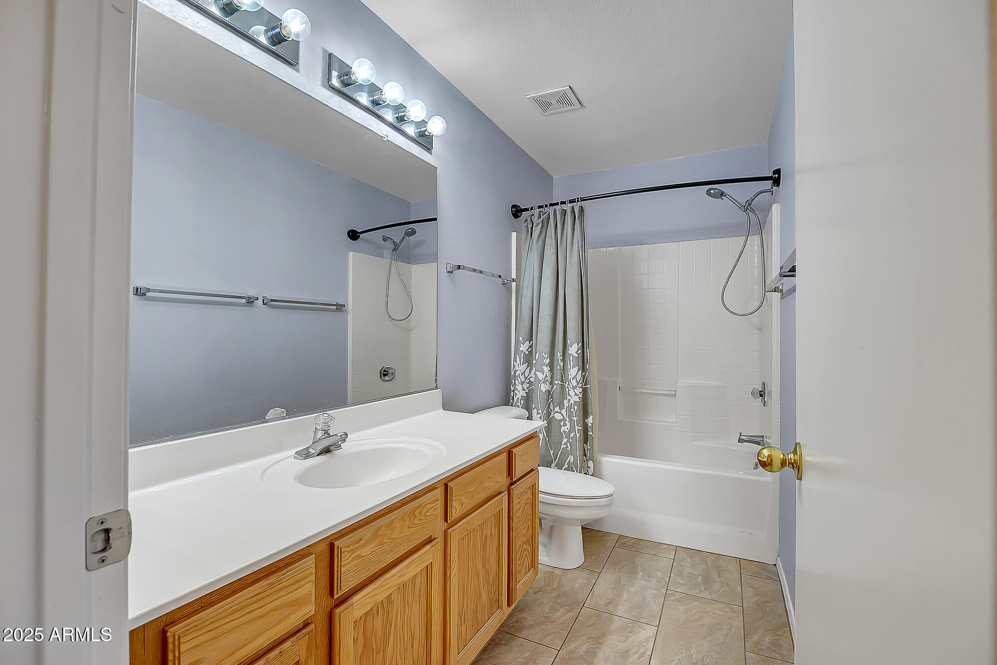 15792 N NAEGEL Drive