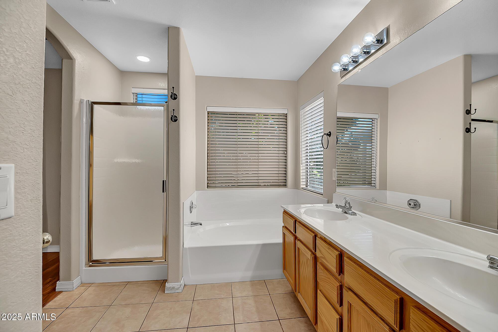 15792 N NAEGEL Drive