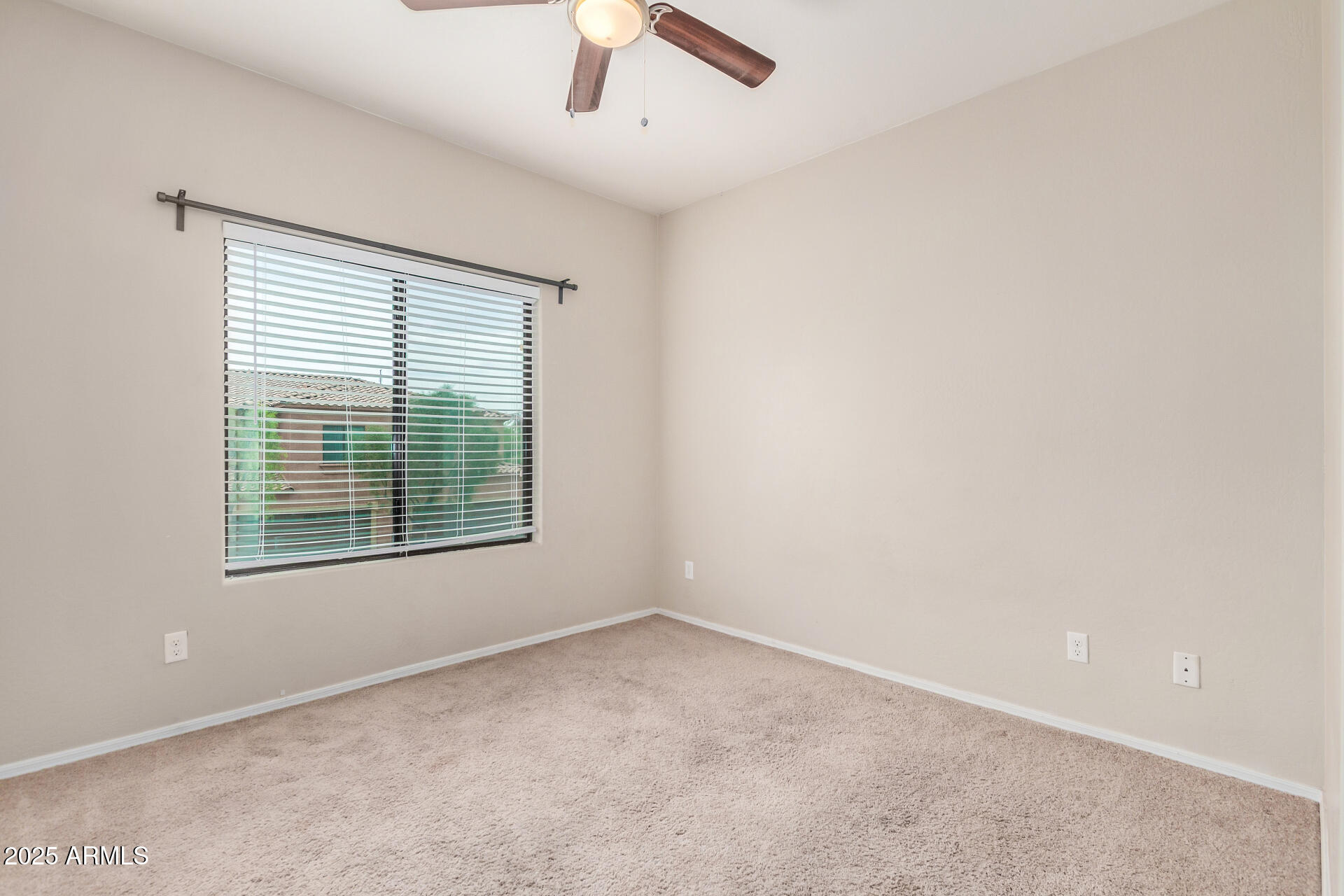 21655 N 36TH Avenue, 106