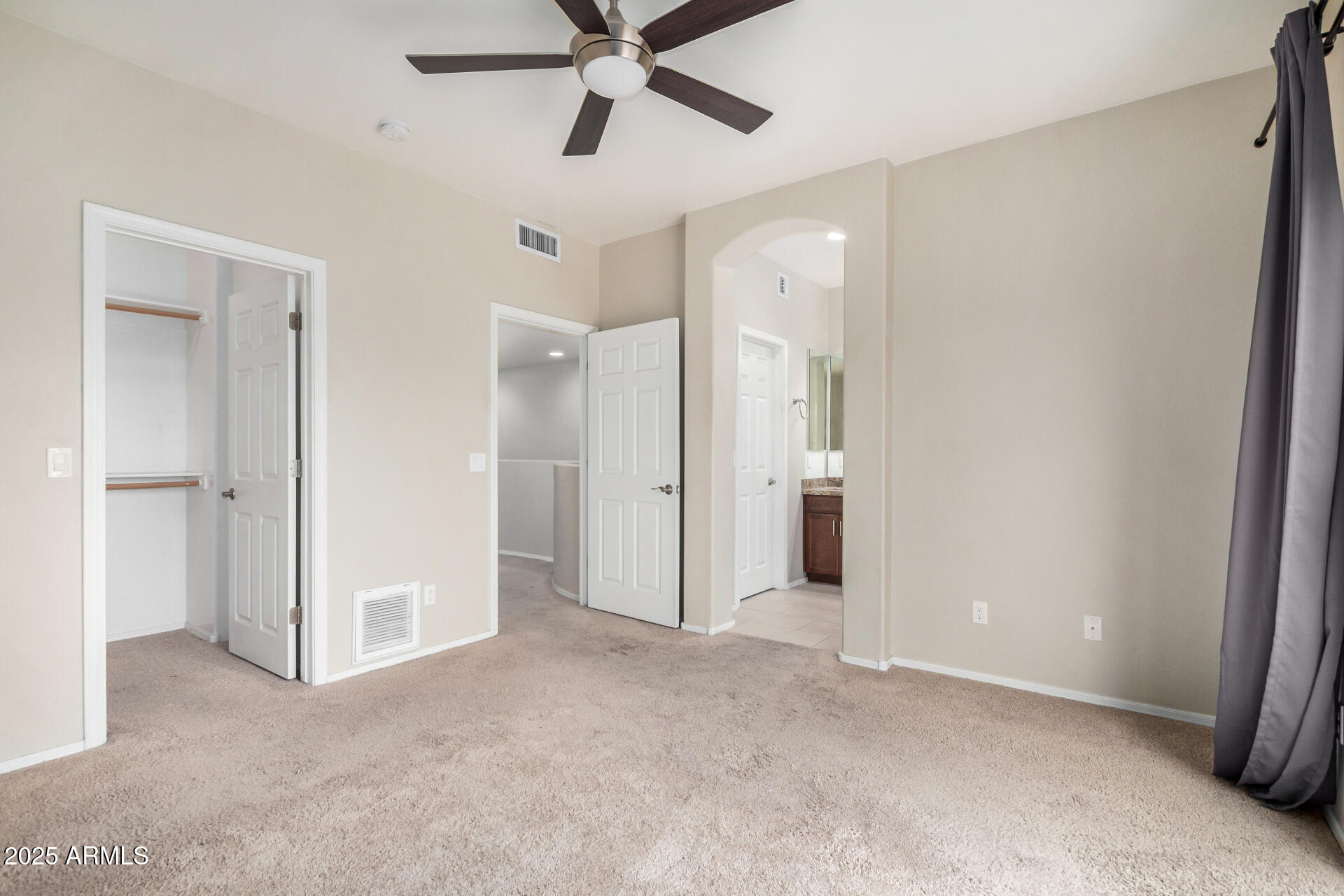 21655 N 36TH Avenue, 106